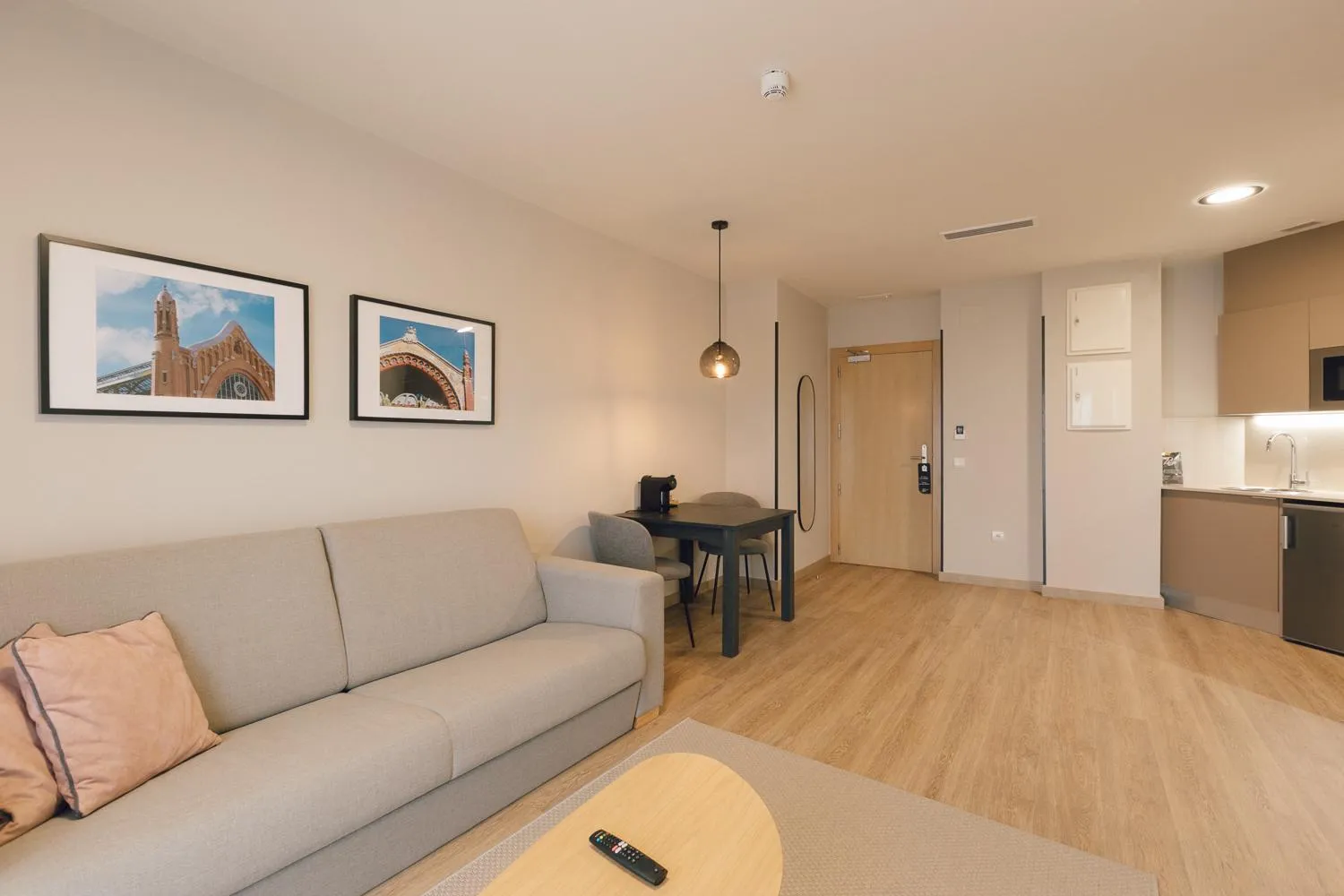 Palau Suites & Apartments