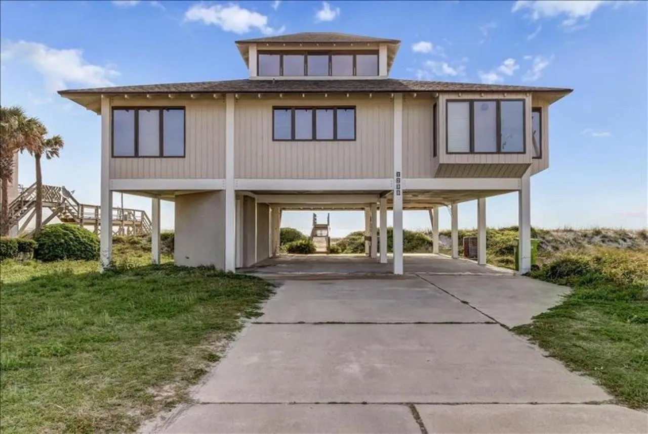 1298 S Fletcher