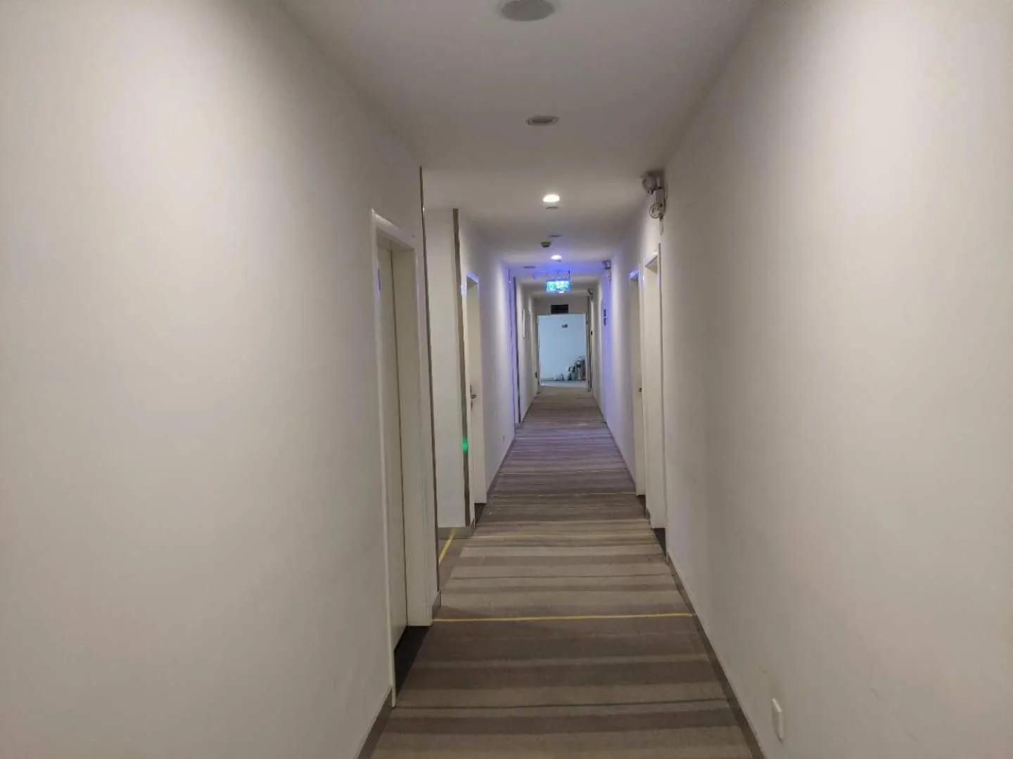 7 Days Inn (Hangzhou Xiaoshan Airport West Gate)