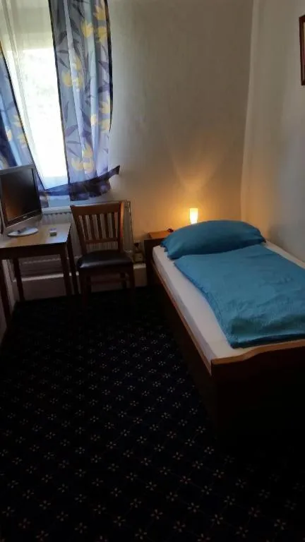 Bed in Hotel Elsenztal