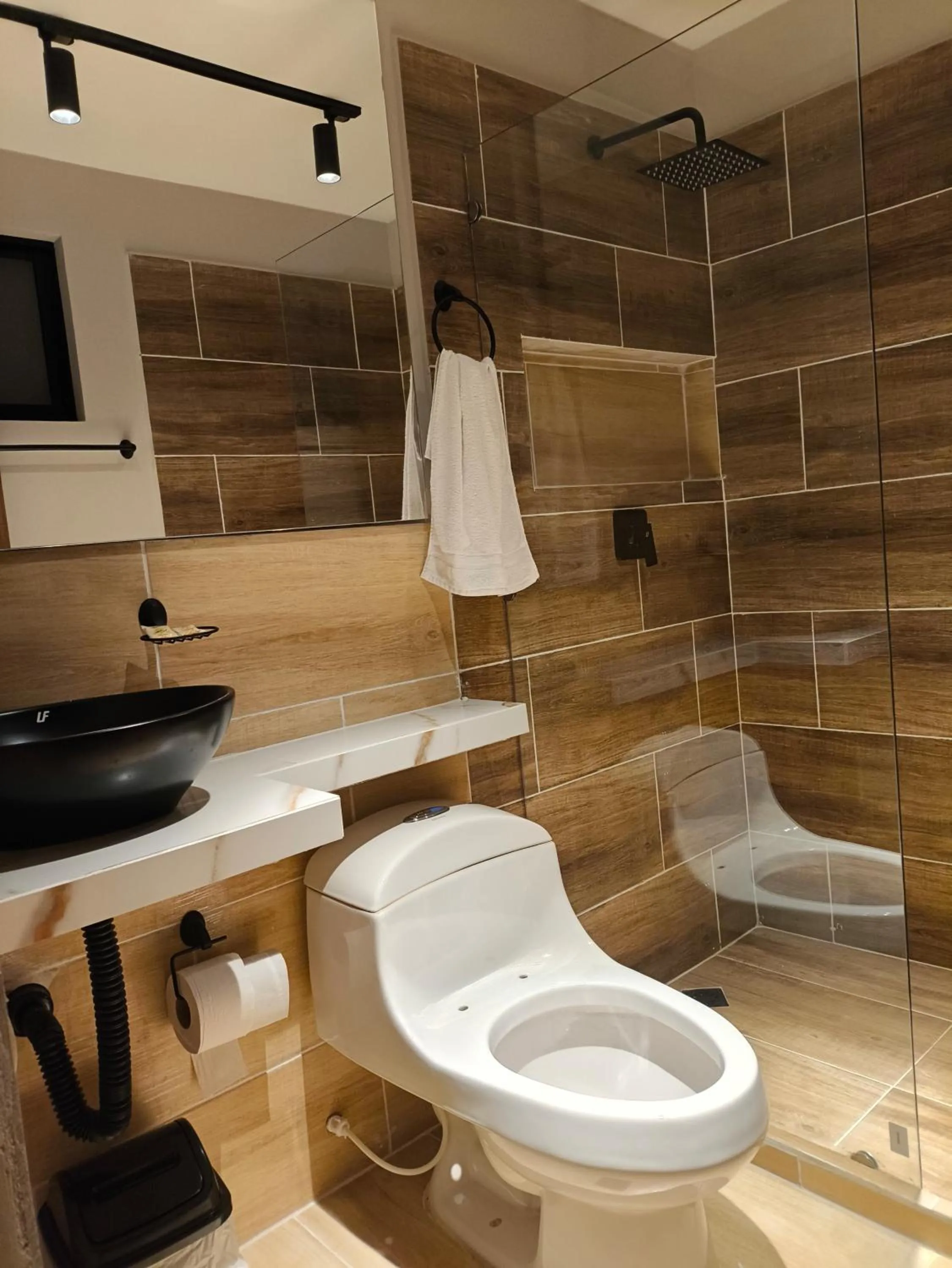 Bathroom in Hotel Airport Pereira