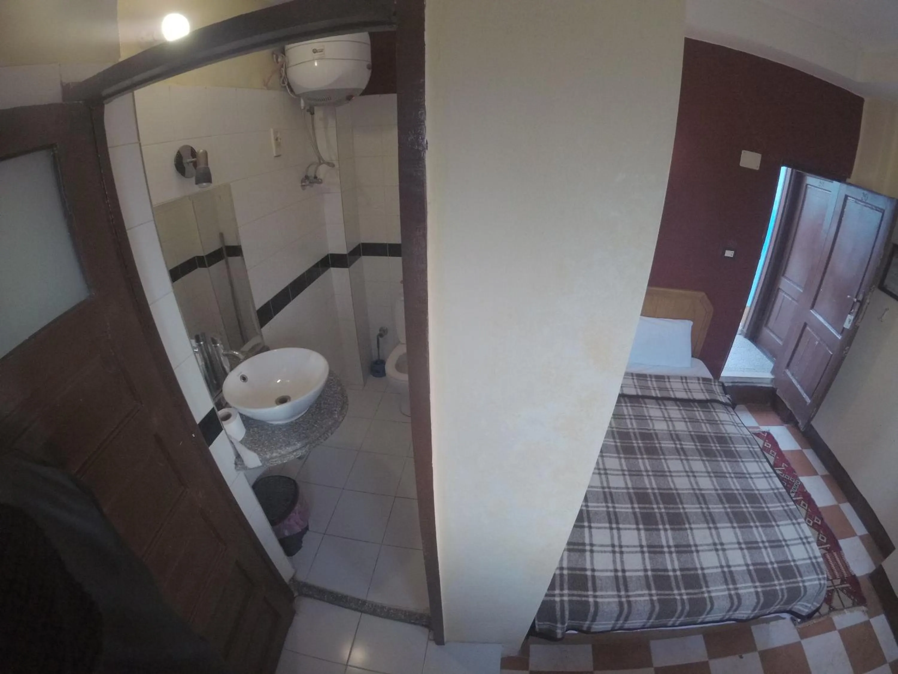 Photo of the whole room, Bed in Dahab Hostel