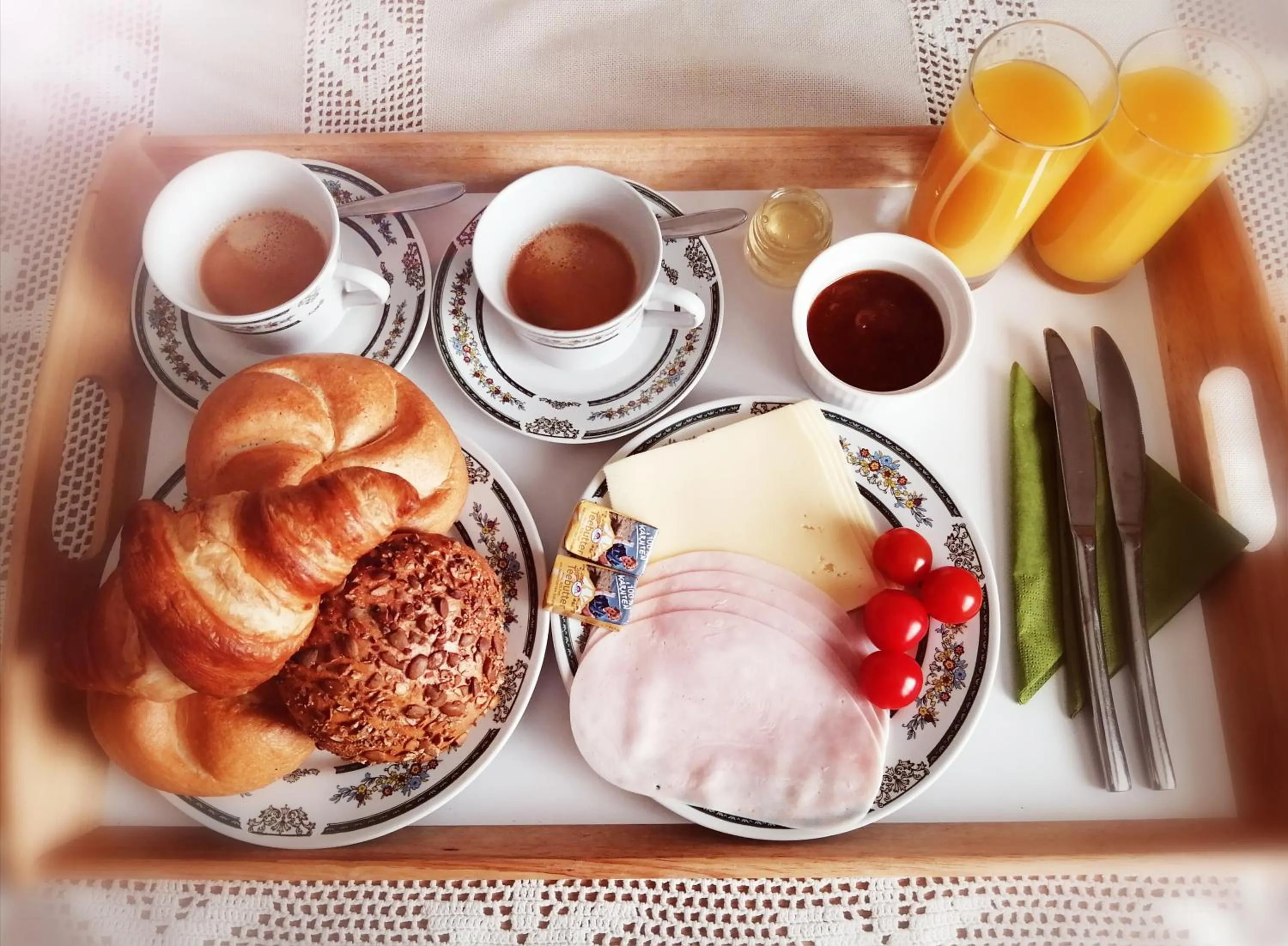 Breakfast in Hillside Rooms