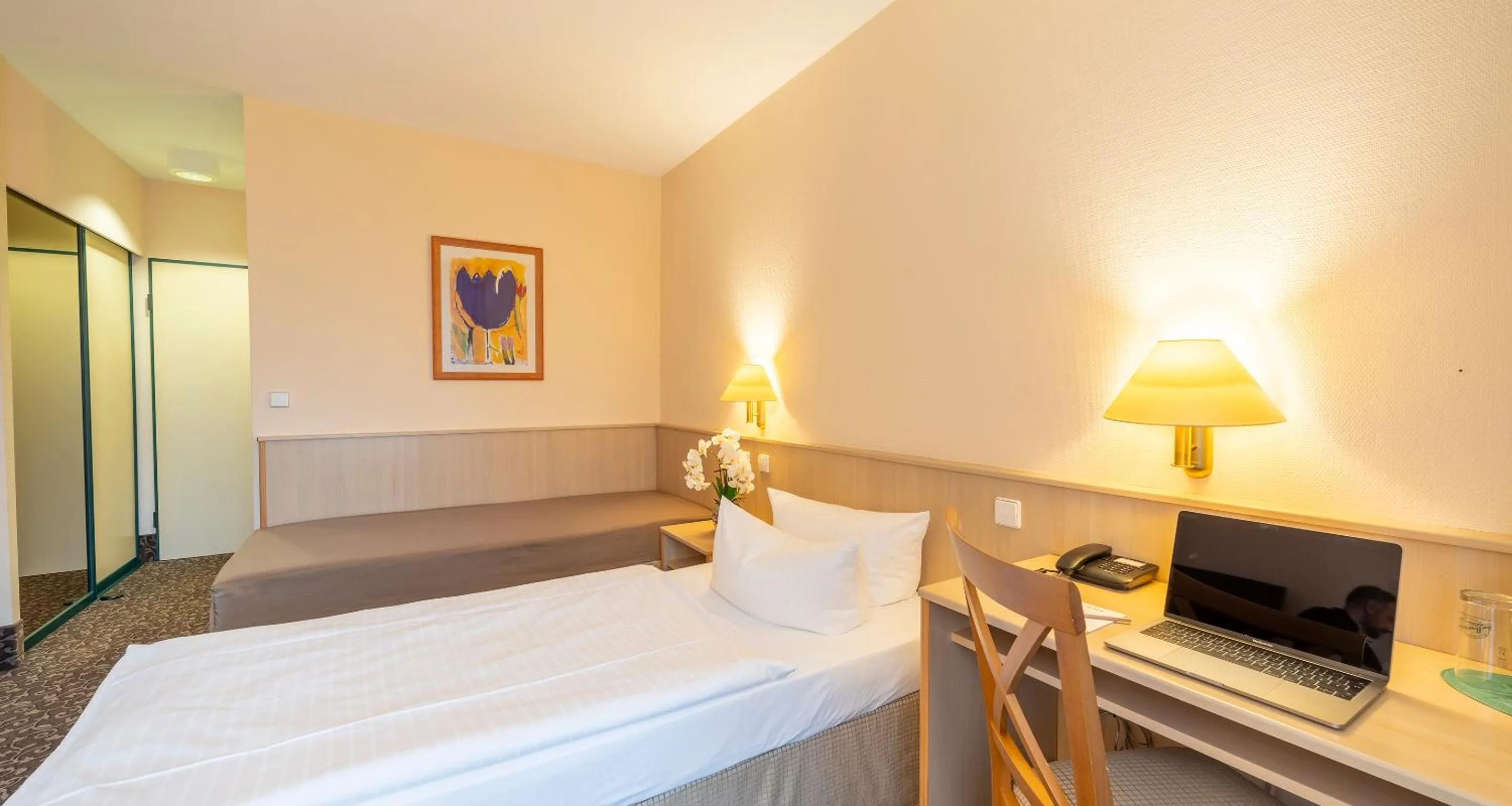 Photo of the whole room, Bed in AMBER HOTEL Chemnitz Park