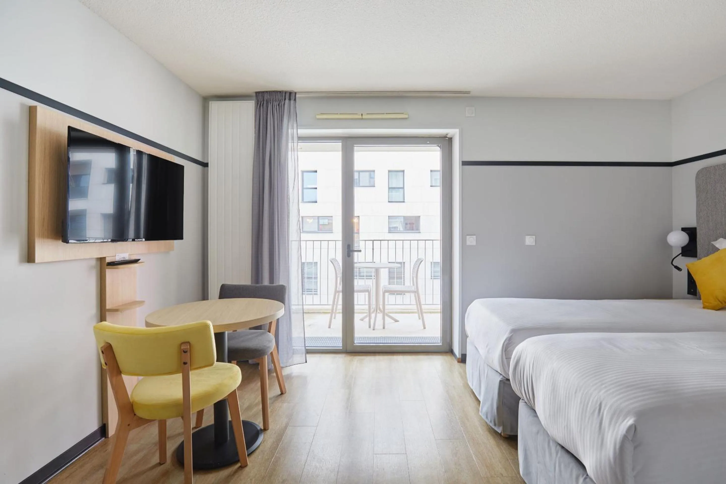 TV and multimedia, Bed in Appart'hôtel Odalys City - Lyon Centre Confluence