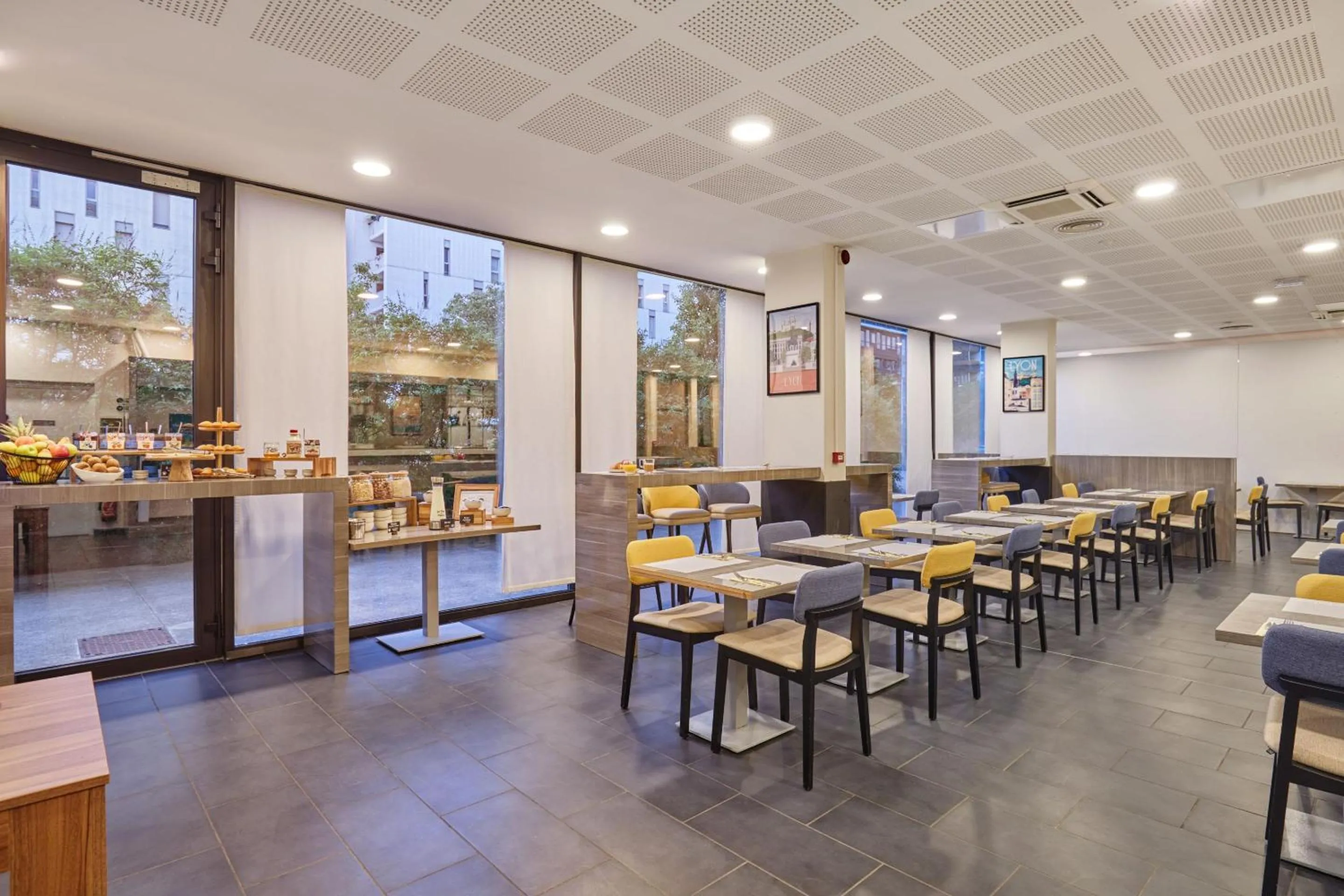 Seating area in Appart'hôtel Odalys City - Lyon Centre Confluence