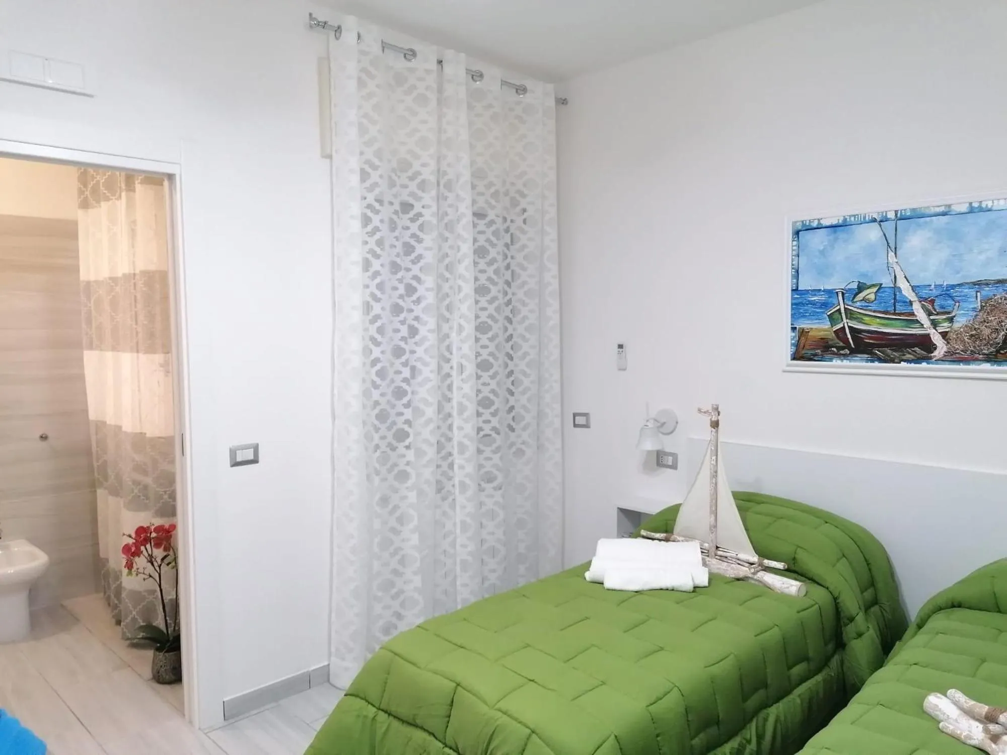 Photo of the whole room, Bed in B&B Audafra