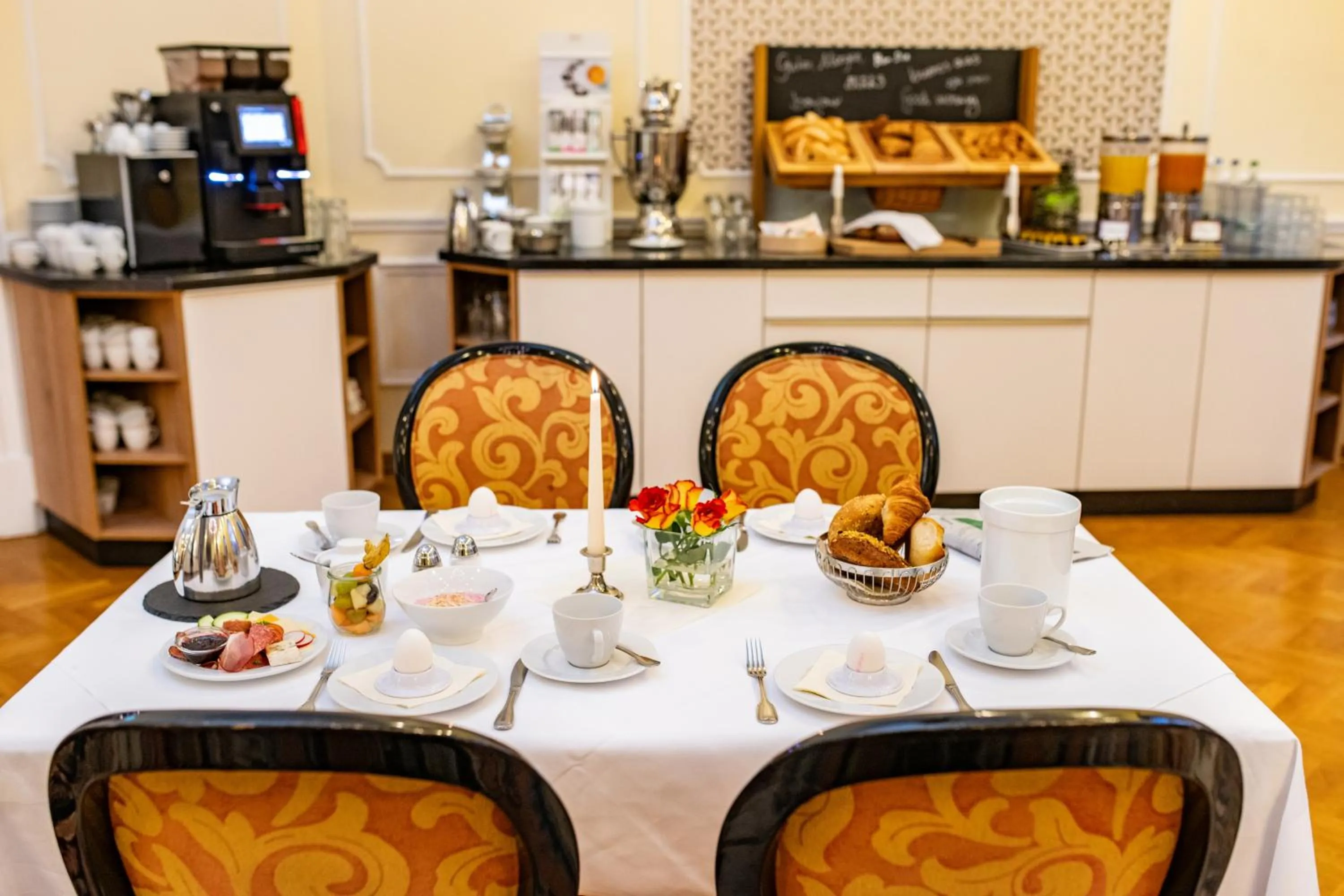 Coffee/tea facilities in Hotel Kaiserhof Eisenach