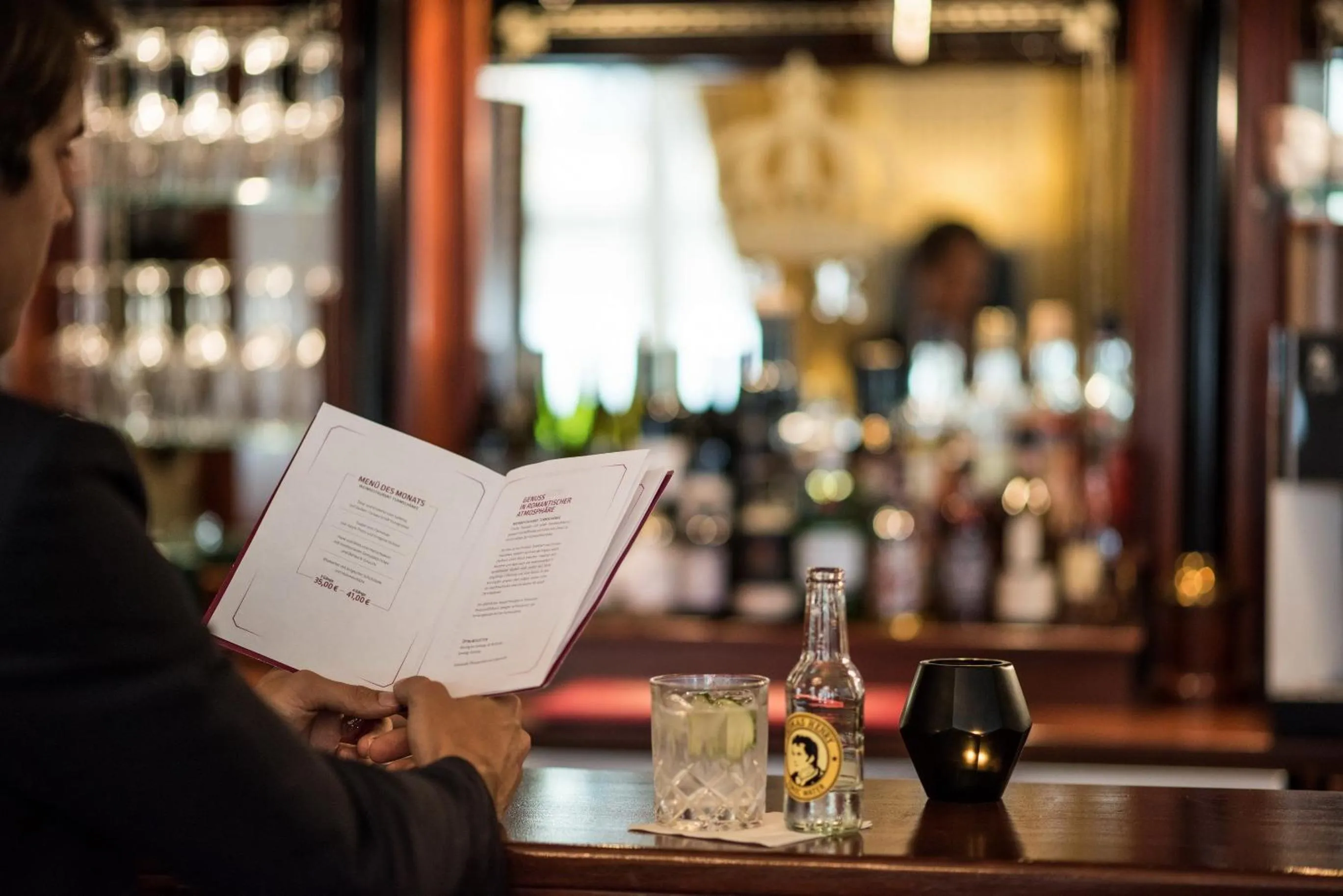 Lounge or bar in Hotel Kaiserhof Eisenach