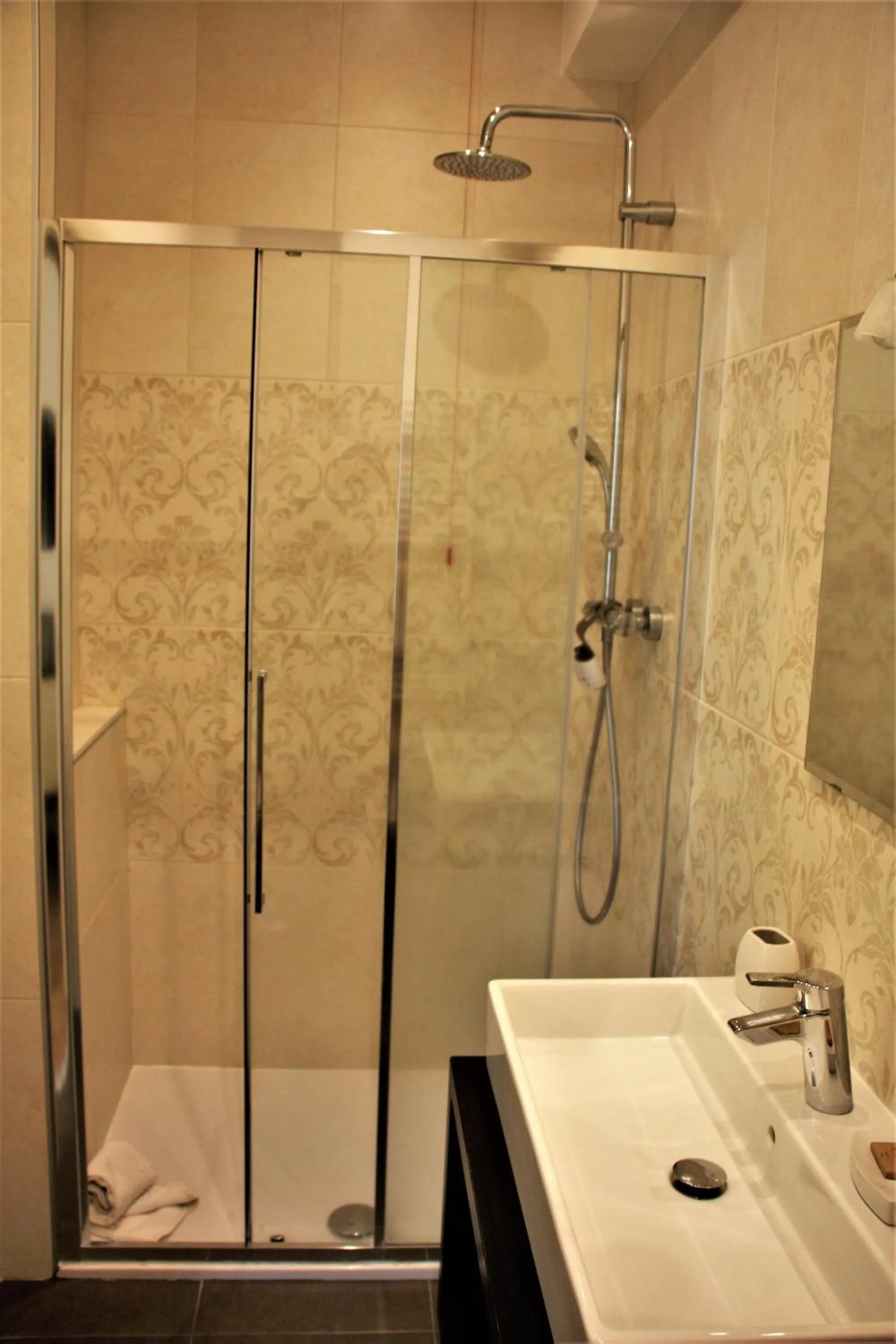 Shower in Grand Hotel Impero - Wellness & Exclusive SPA