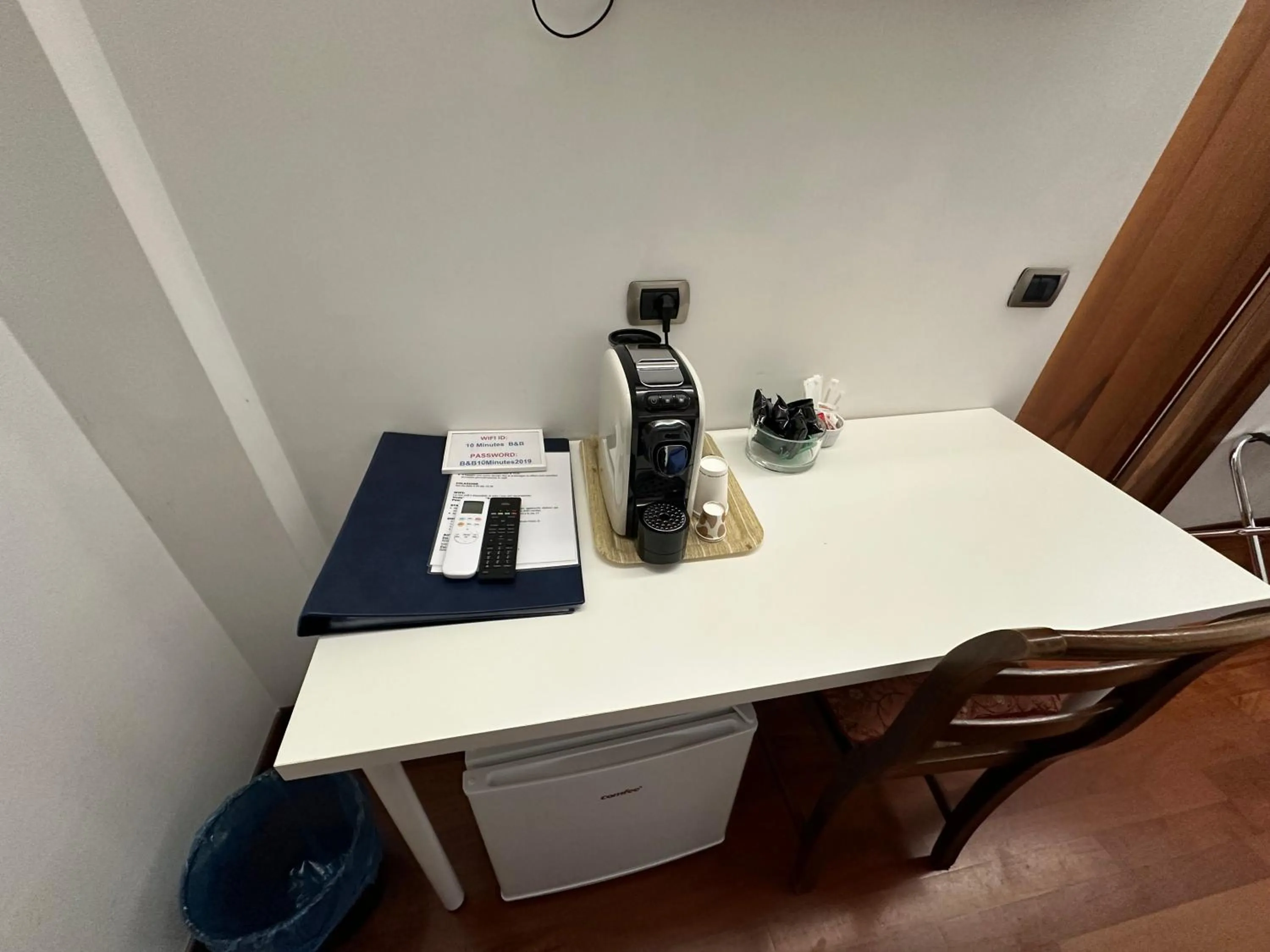 Coffee/tea facilities in 10 Minutes B&B Bed & Breakfast