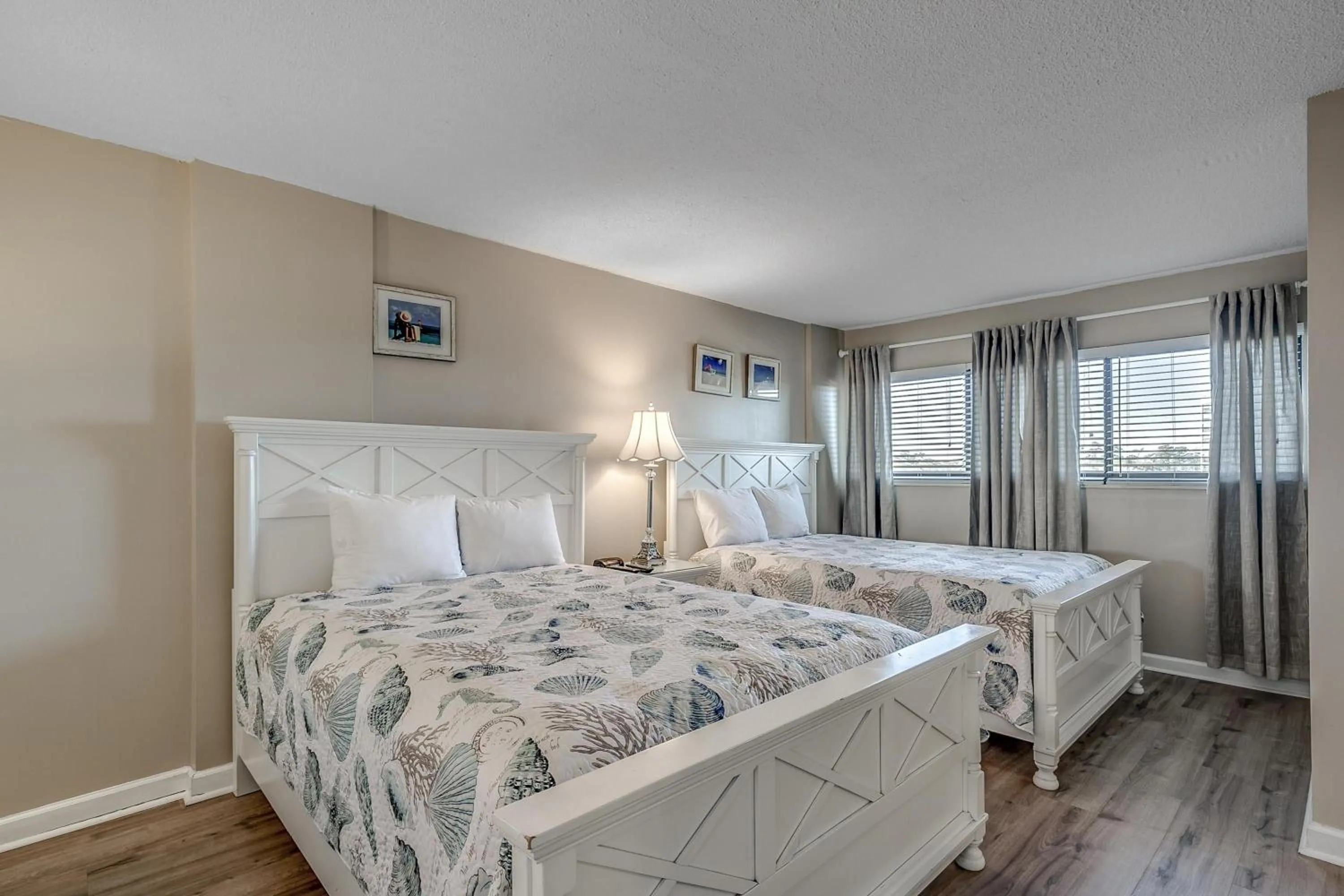 Bed in Carolina Dunes - 404