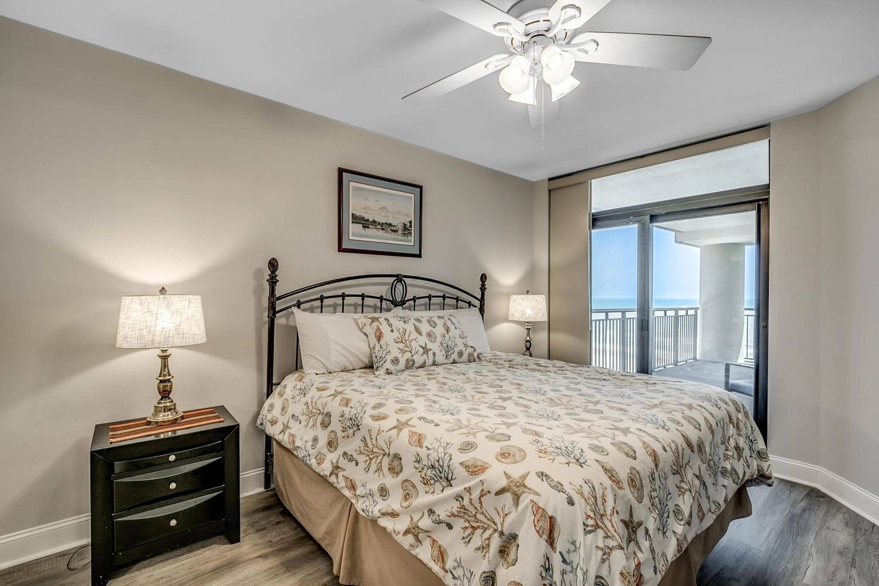 Bed in South Wind 701