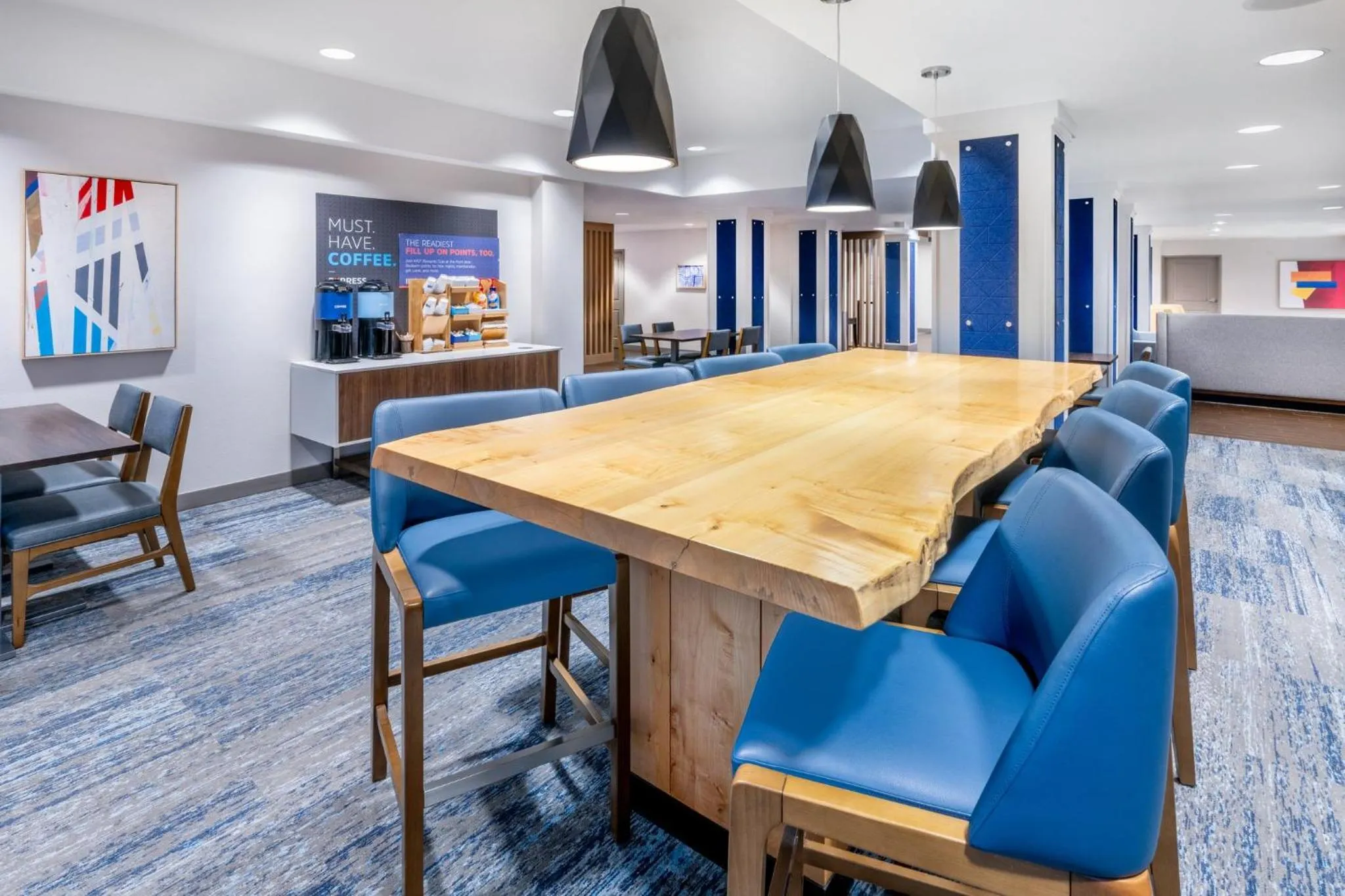 Property building in Holiday Inn Express - Colorado Springs - First & Main by IHG