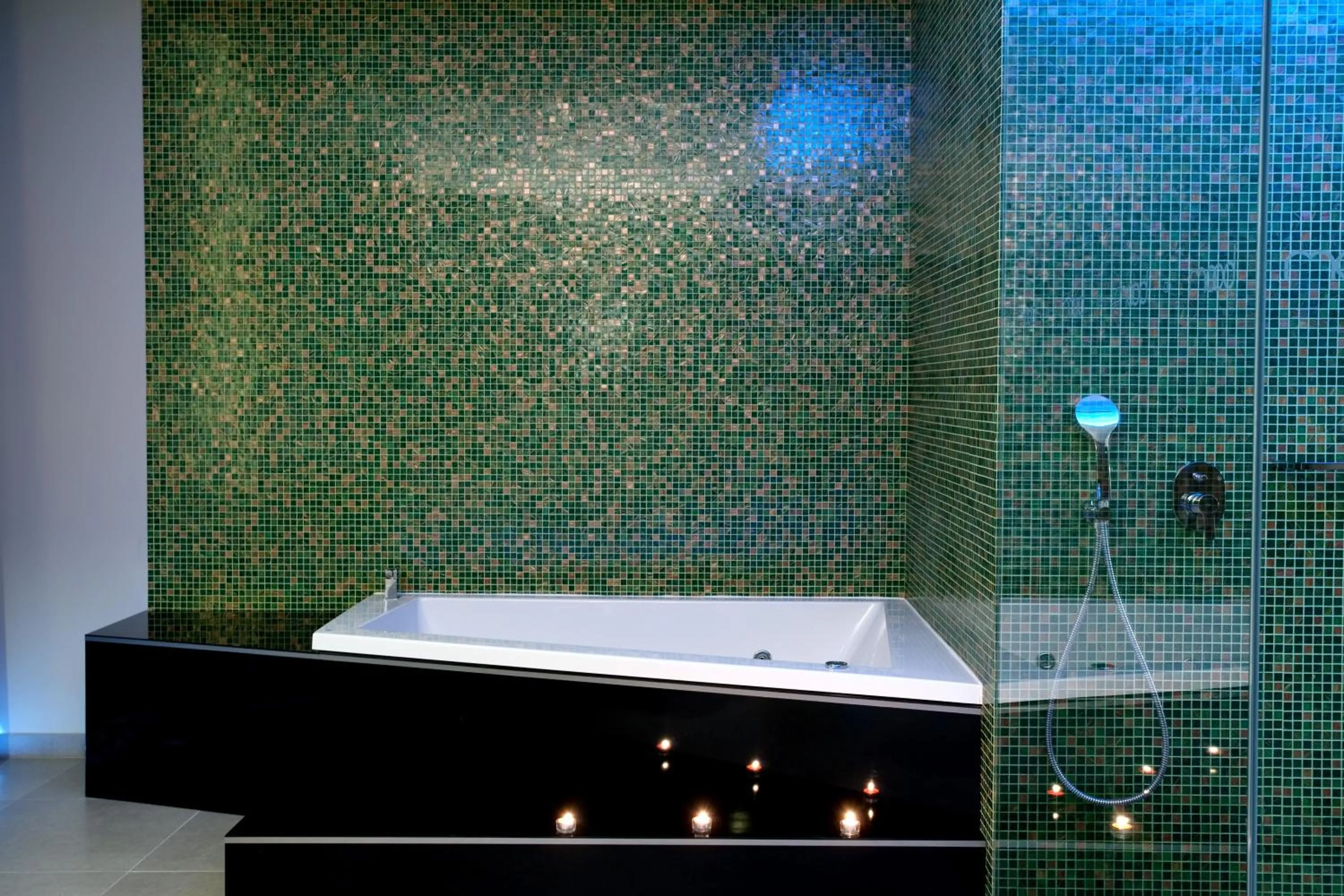 Bathroom in Mood - Private Suites