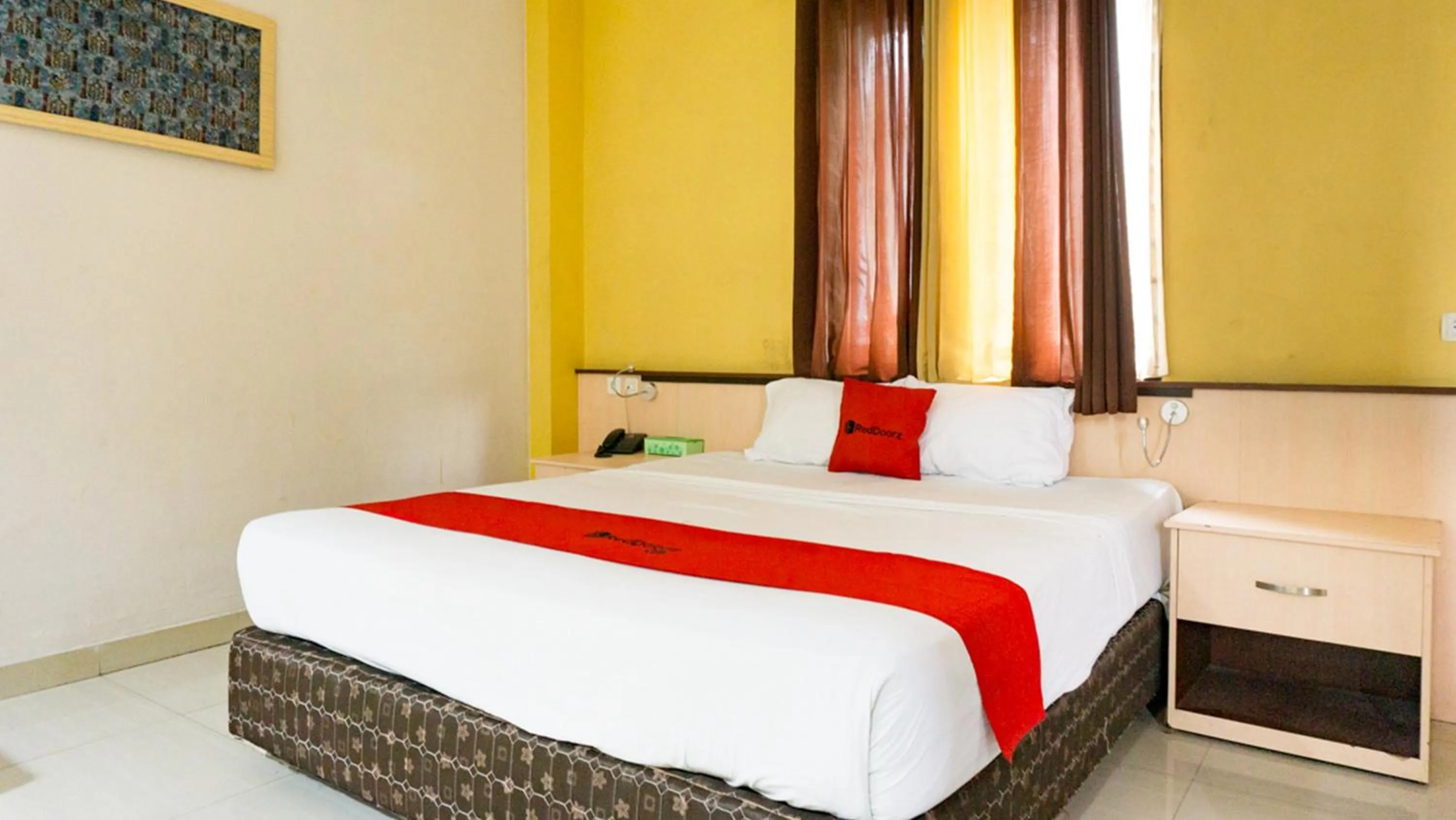 Bed in RedDoorz near Pelabuhan Jayapura