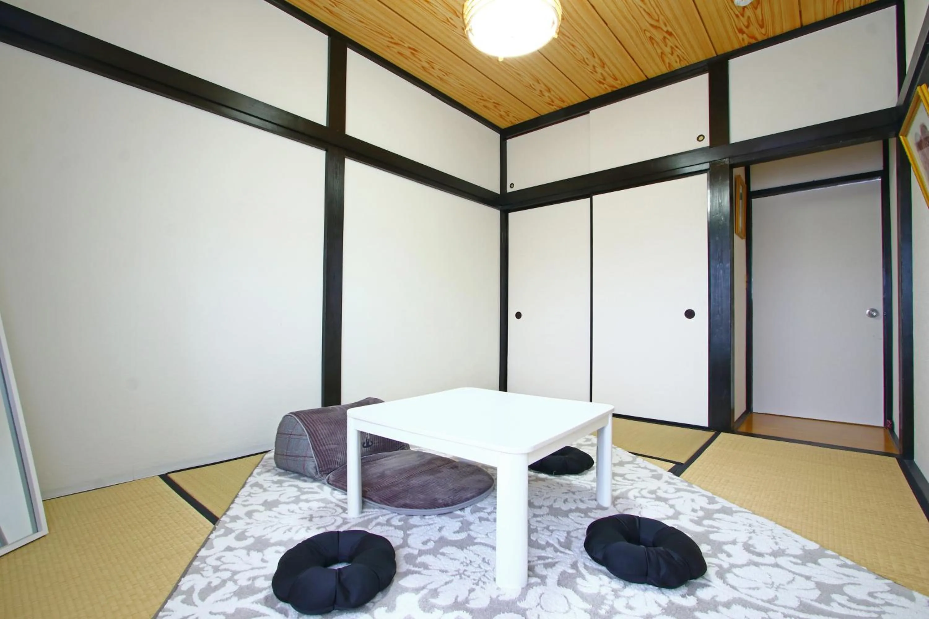 Photo of the whole room in Oasis Wadaura