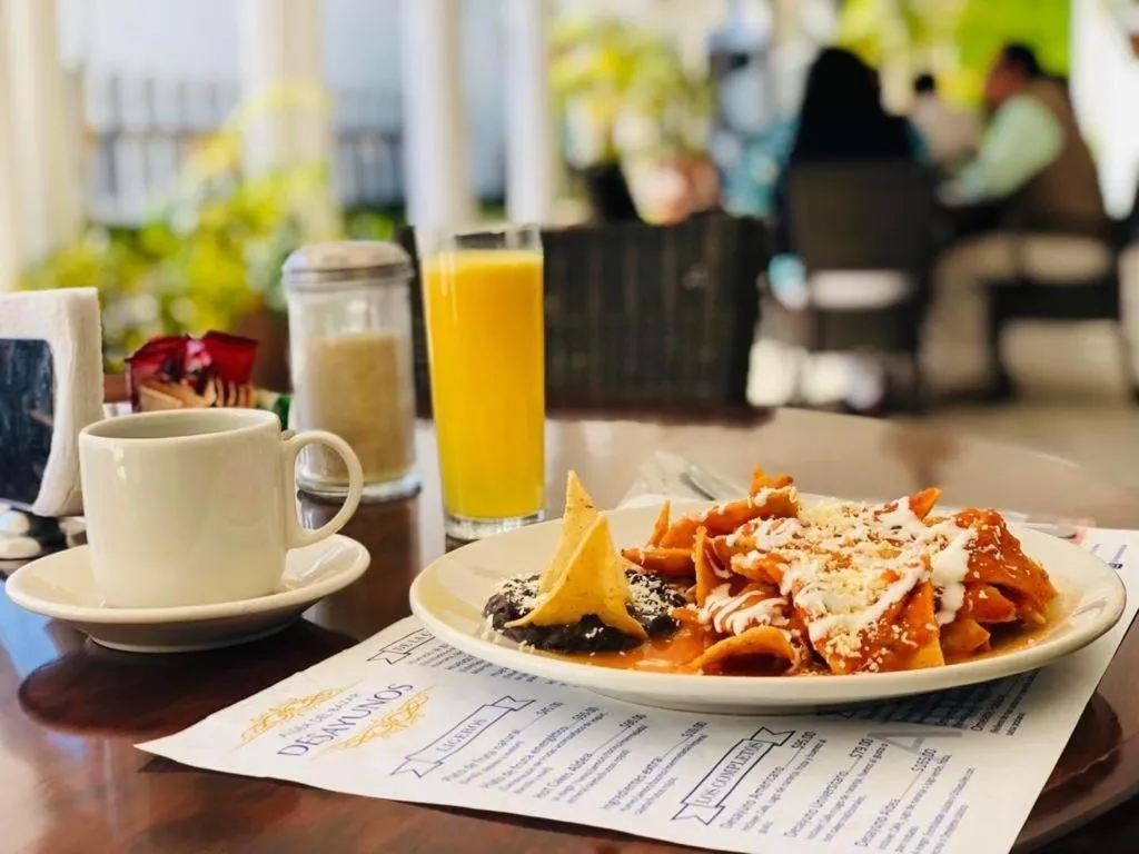 Breakfast in Aldea del Bazar