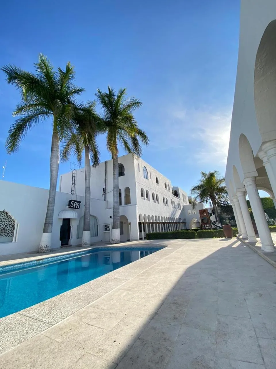 Swimming pool in Aldea del Bazar