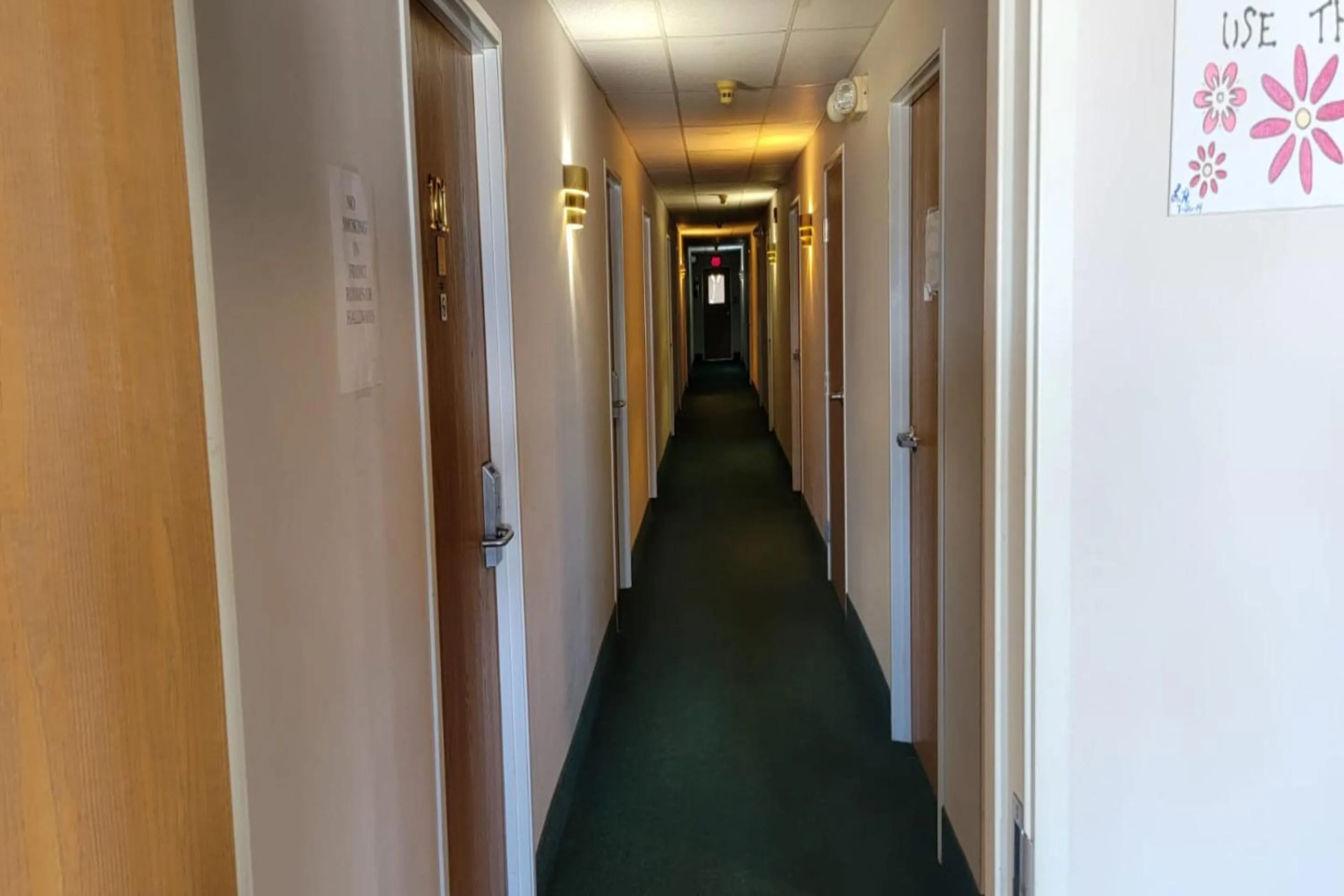 Lobby or reception in HomeTown Inn By OYO Texhoma, OK