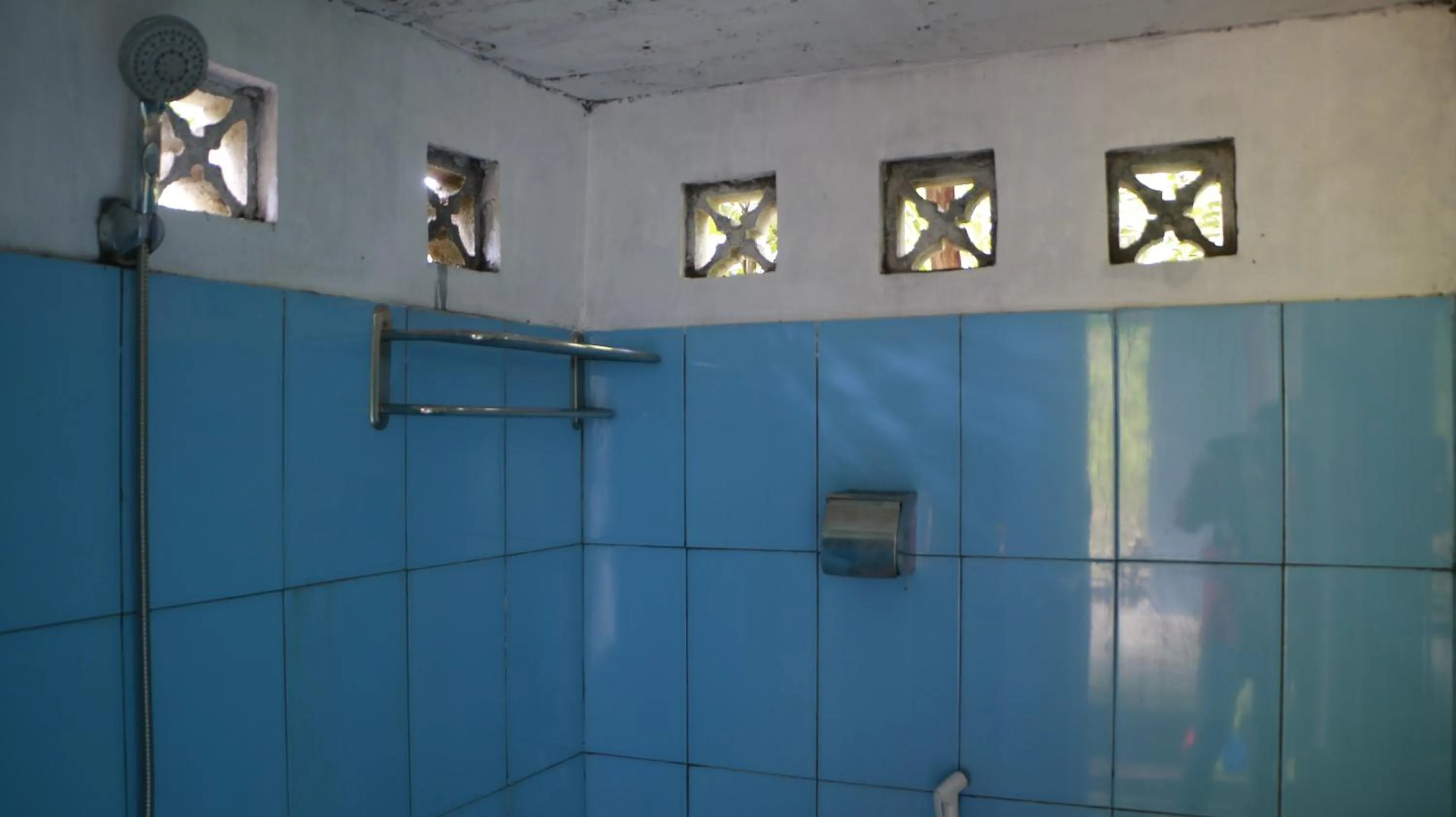 Bathroom in Homestay Jemiran