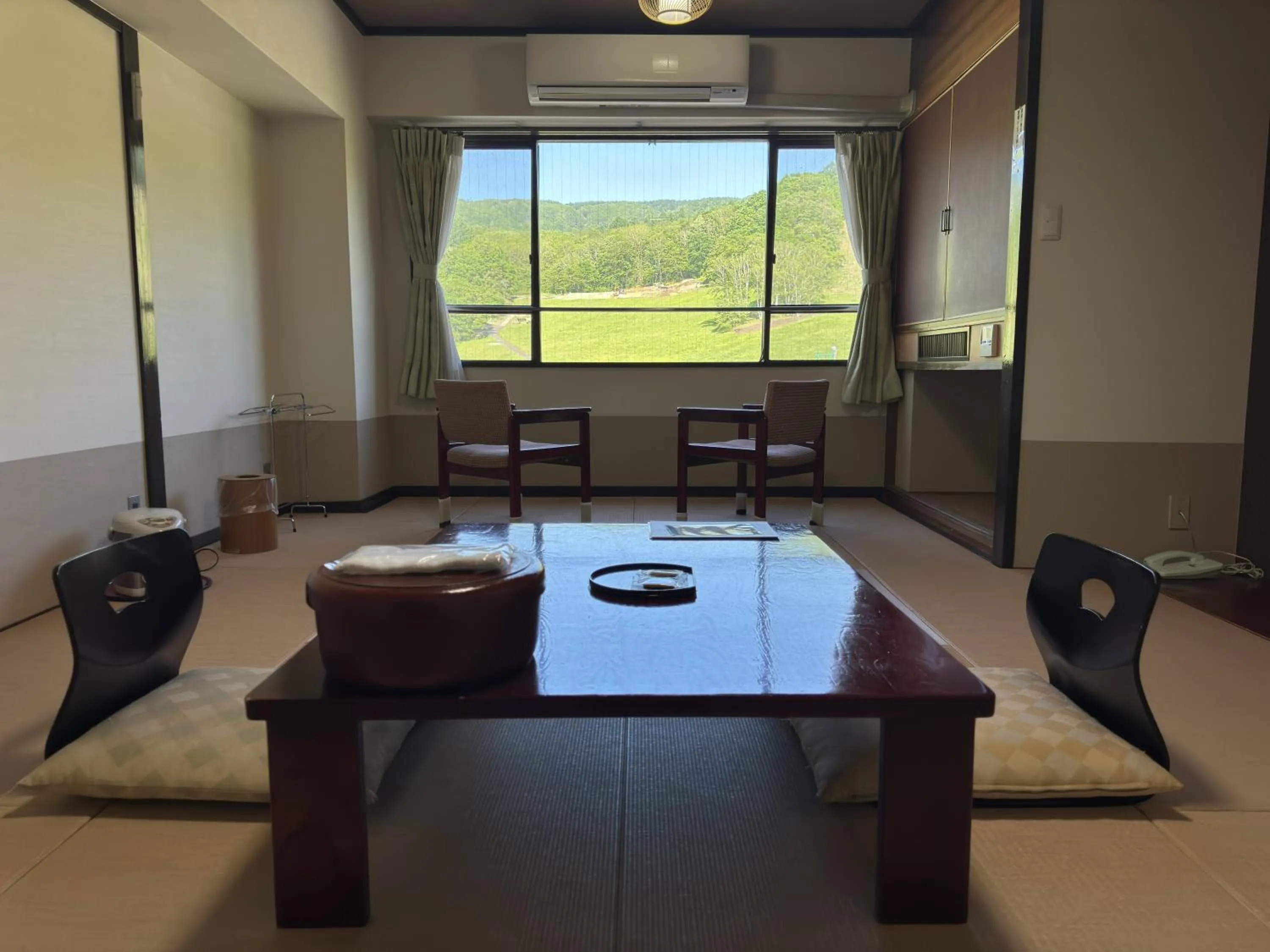 Photo of the whole room in Hotel Sunbird