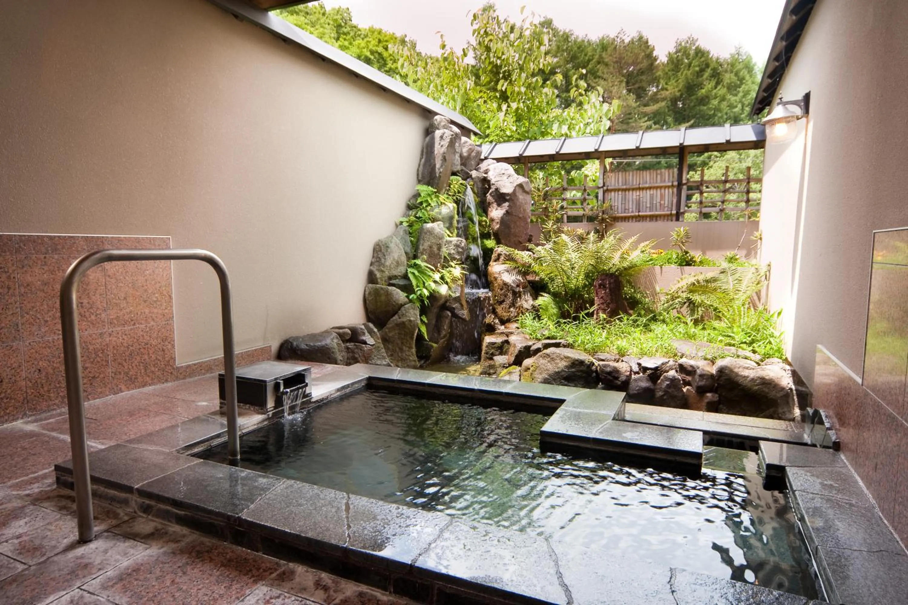 Hot Spring Bath in Hotel Sunbird