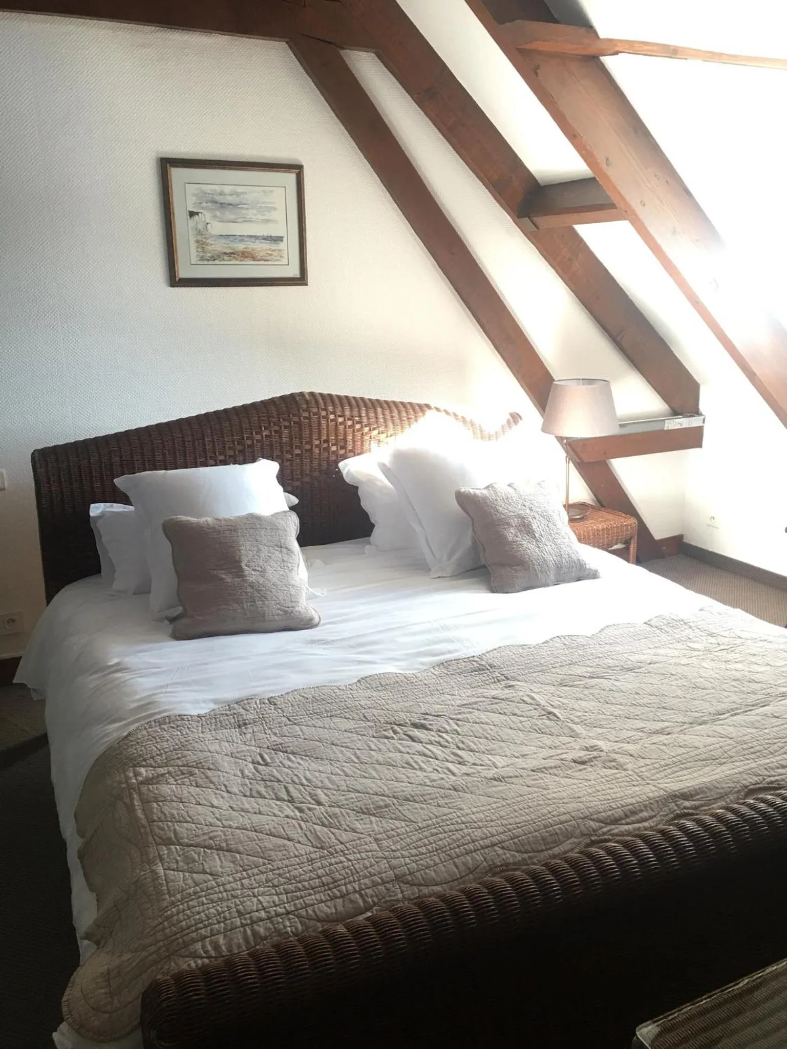 Bed in HÔTEL JEAN DE BRUGES