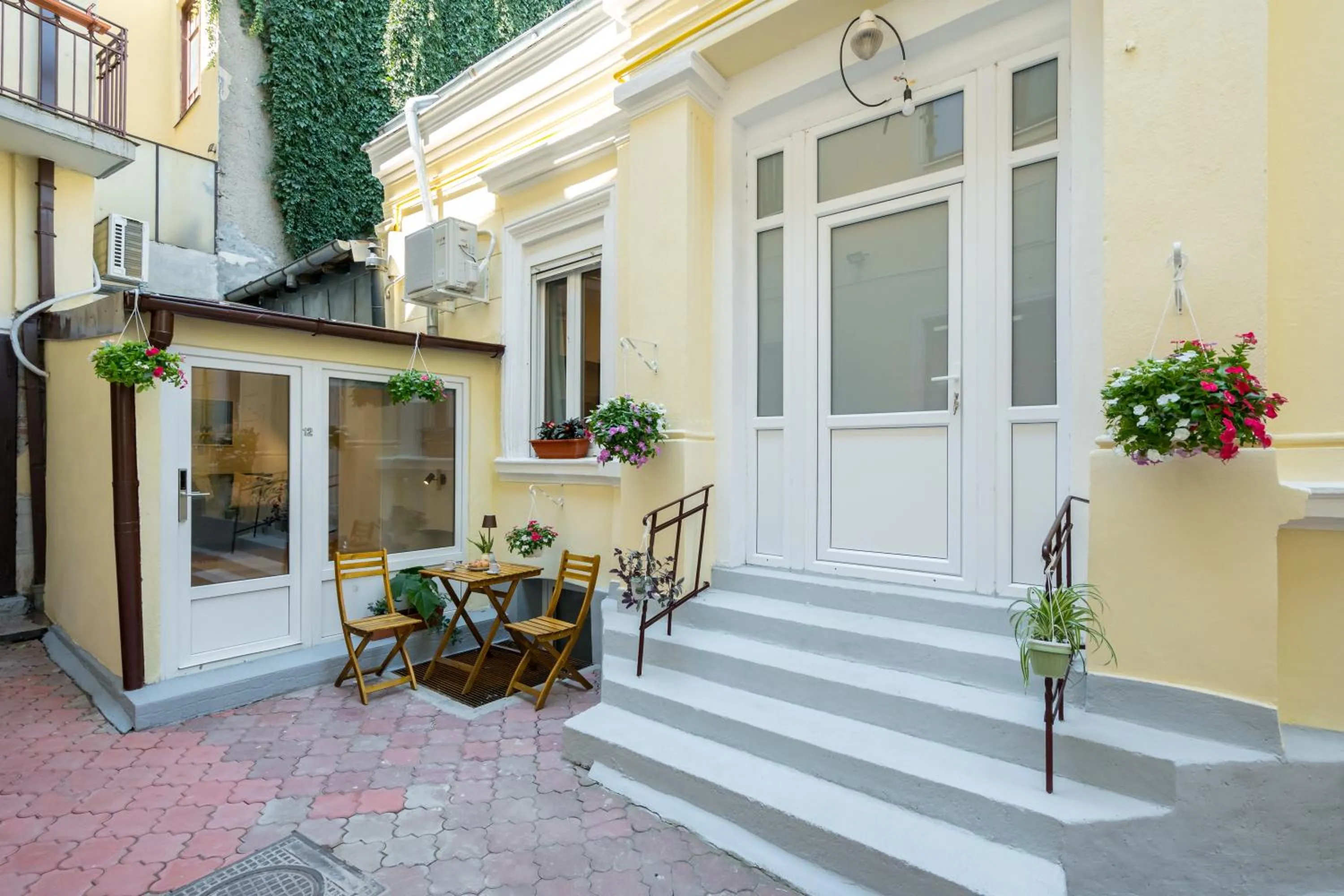 Property building in Emil Balaban Luxury Apart-Hotel