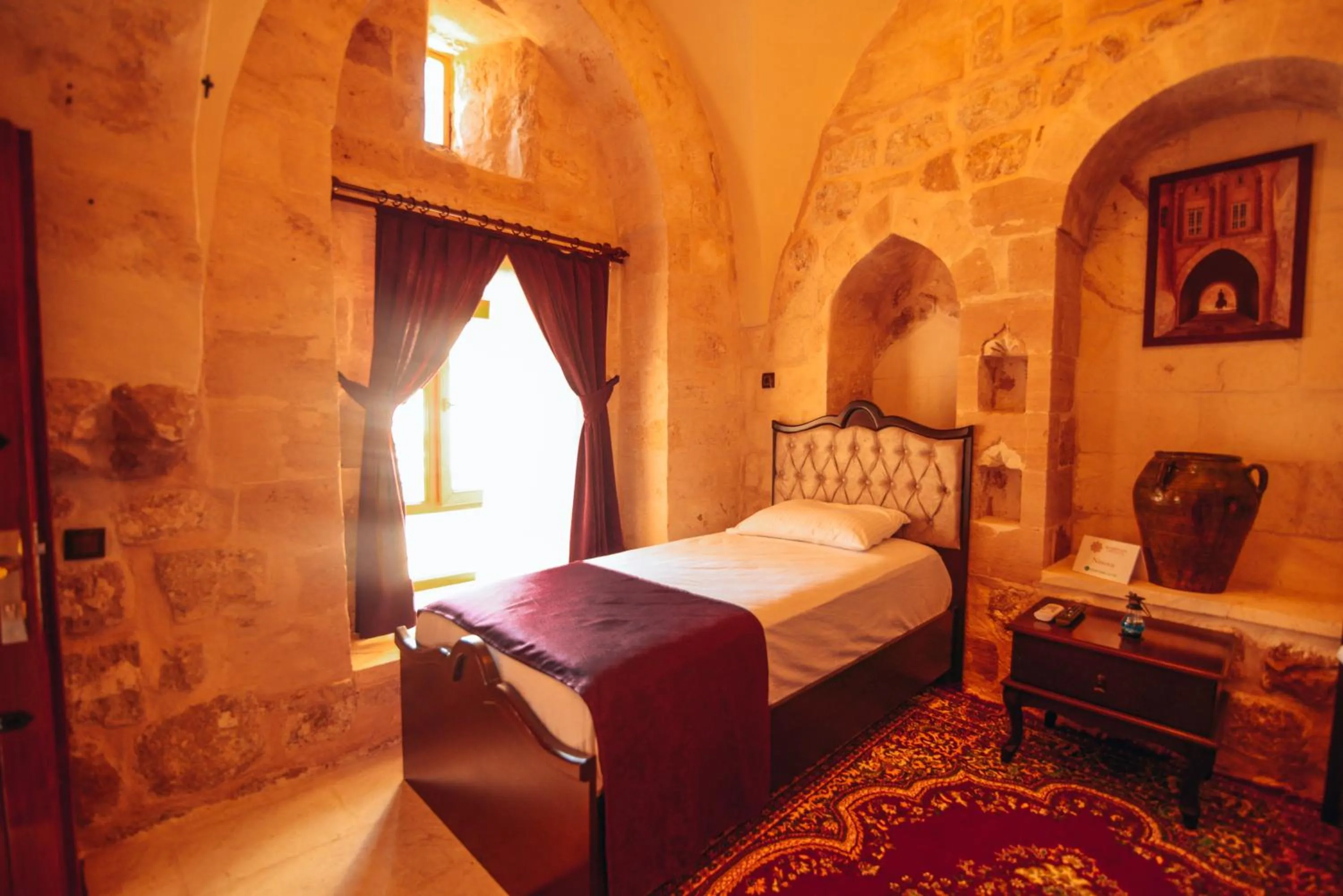 Bed in Maristan Tarihi Konak