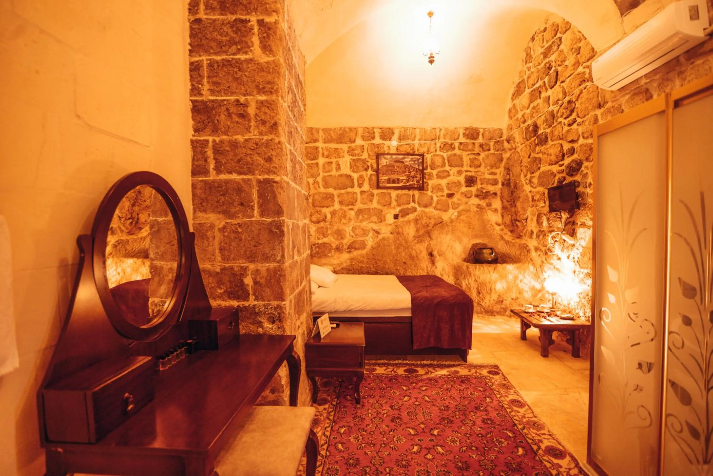 Bed in Maristan Tarihi Konak