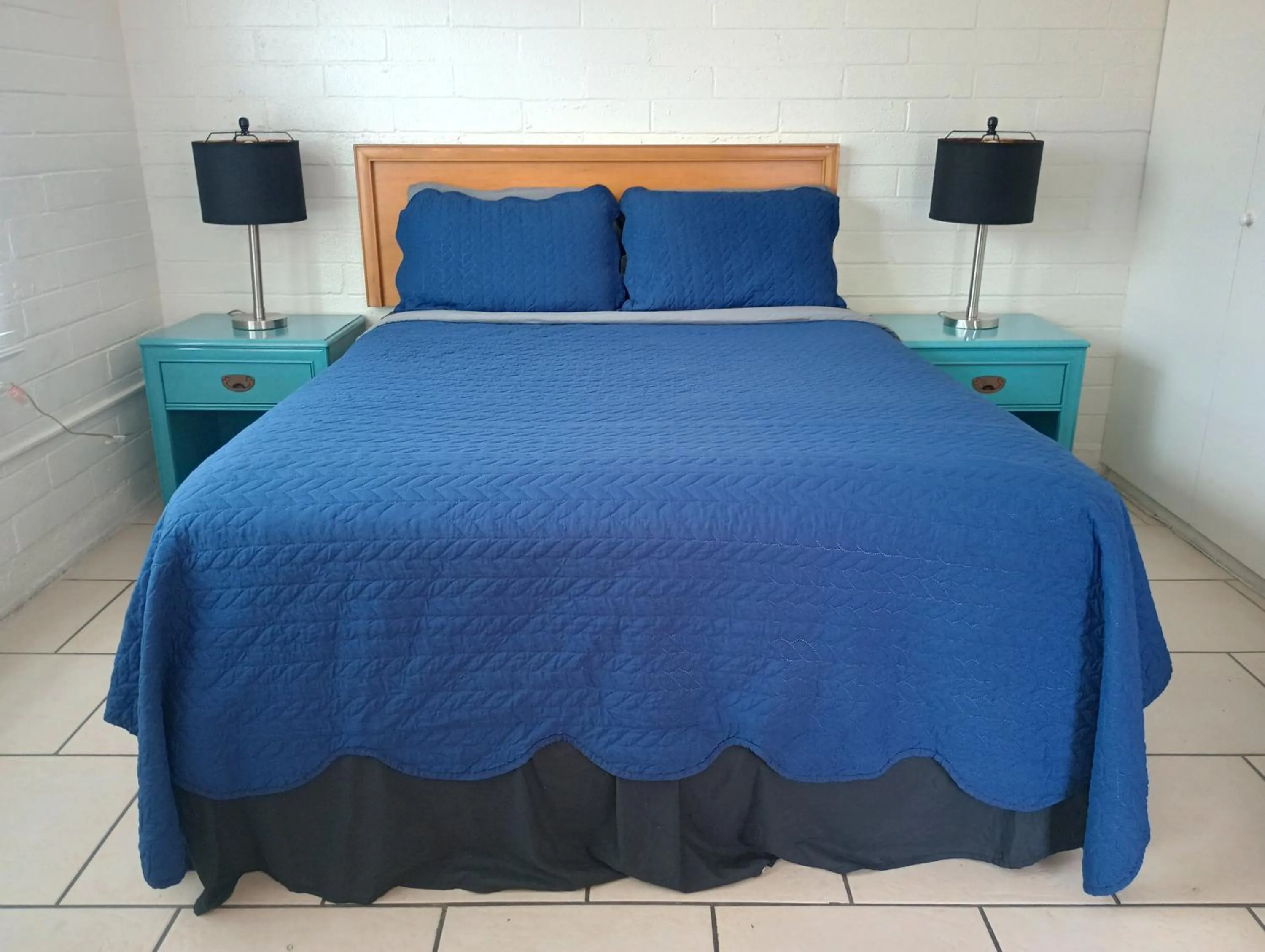 Bedroom, Bed in Oceana Boutique Hotel