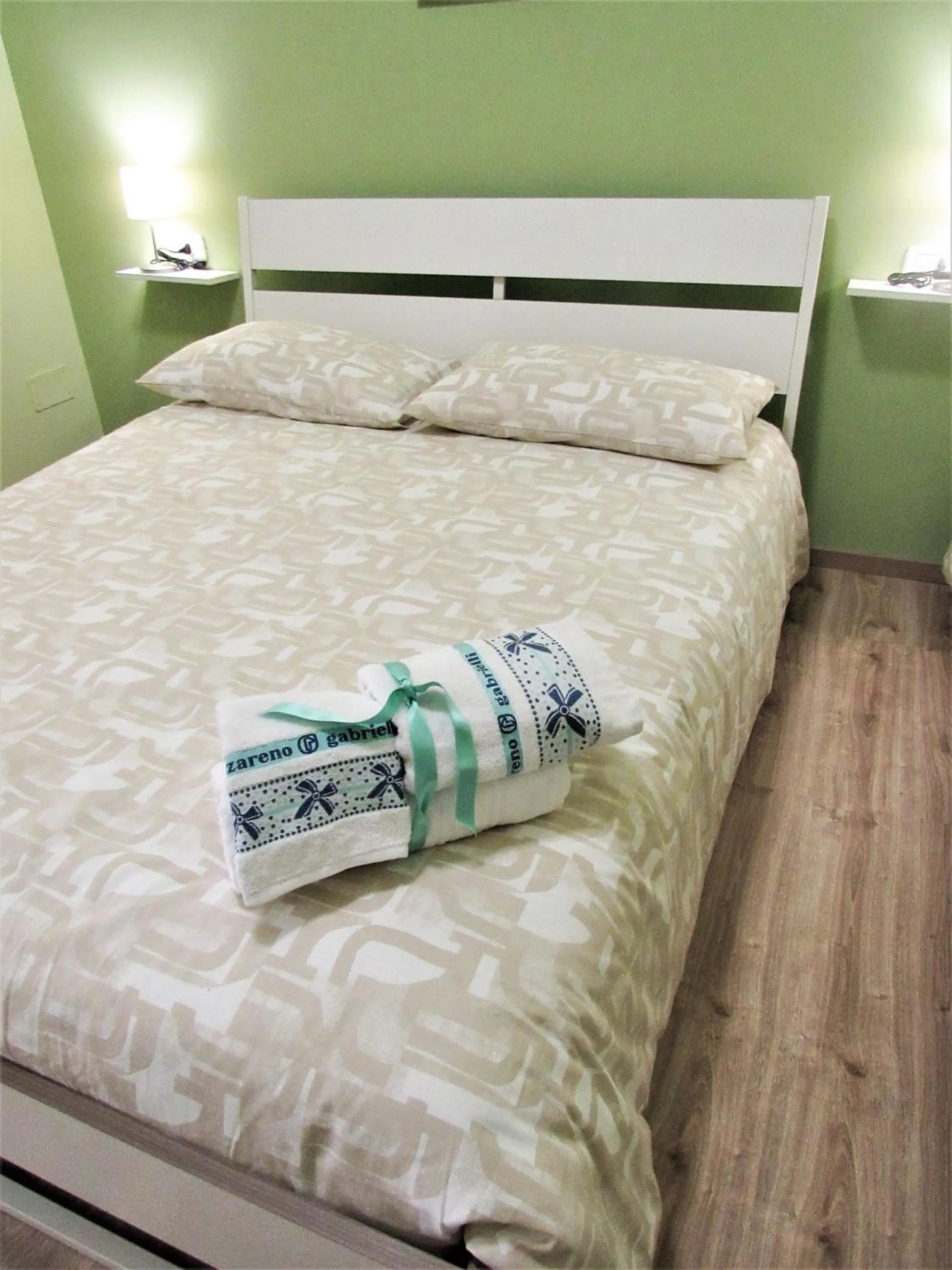 towels, Bed in B&B SALLY