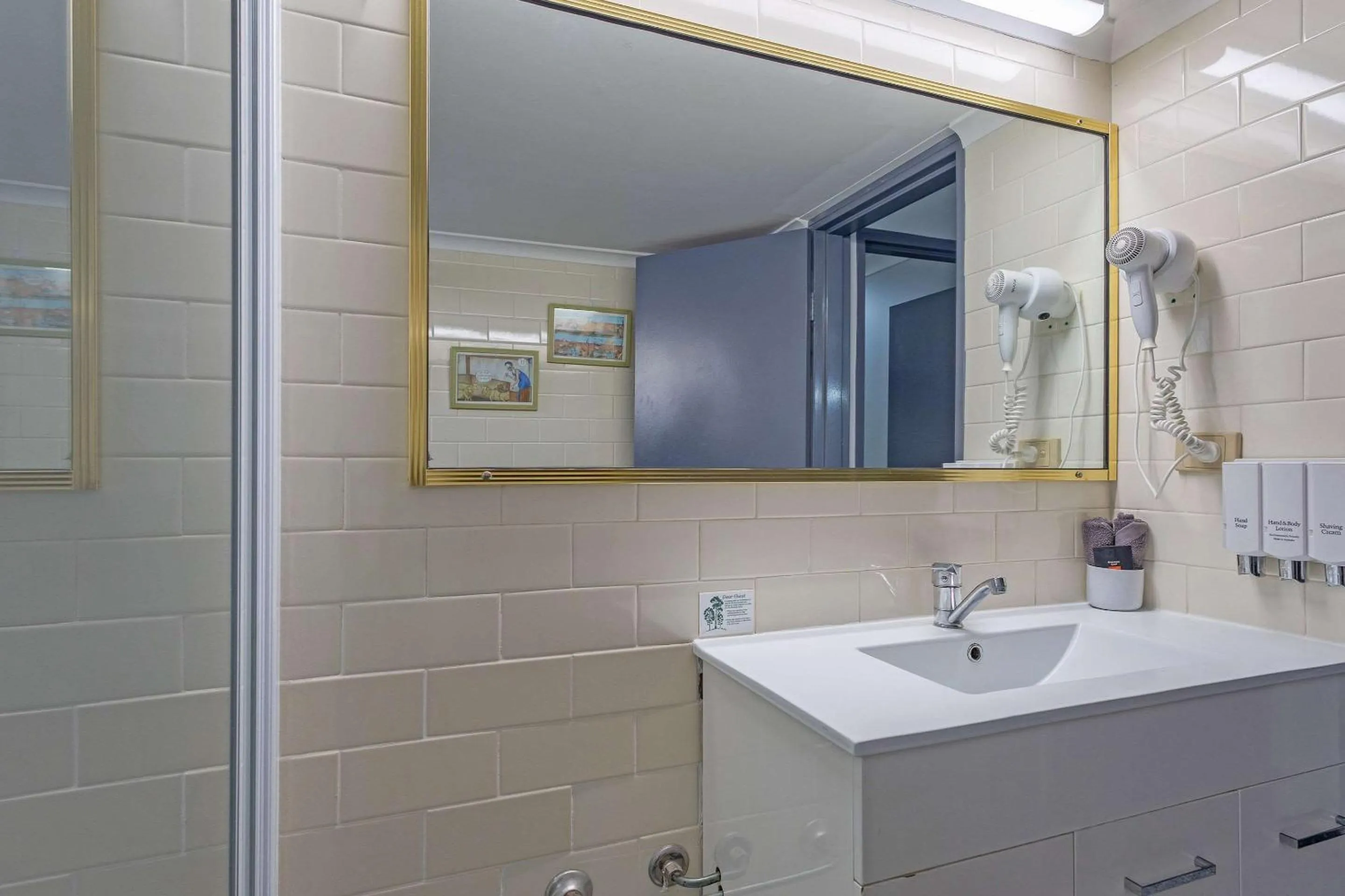 Bedroom in Shearing Shed Motor Inn