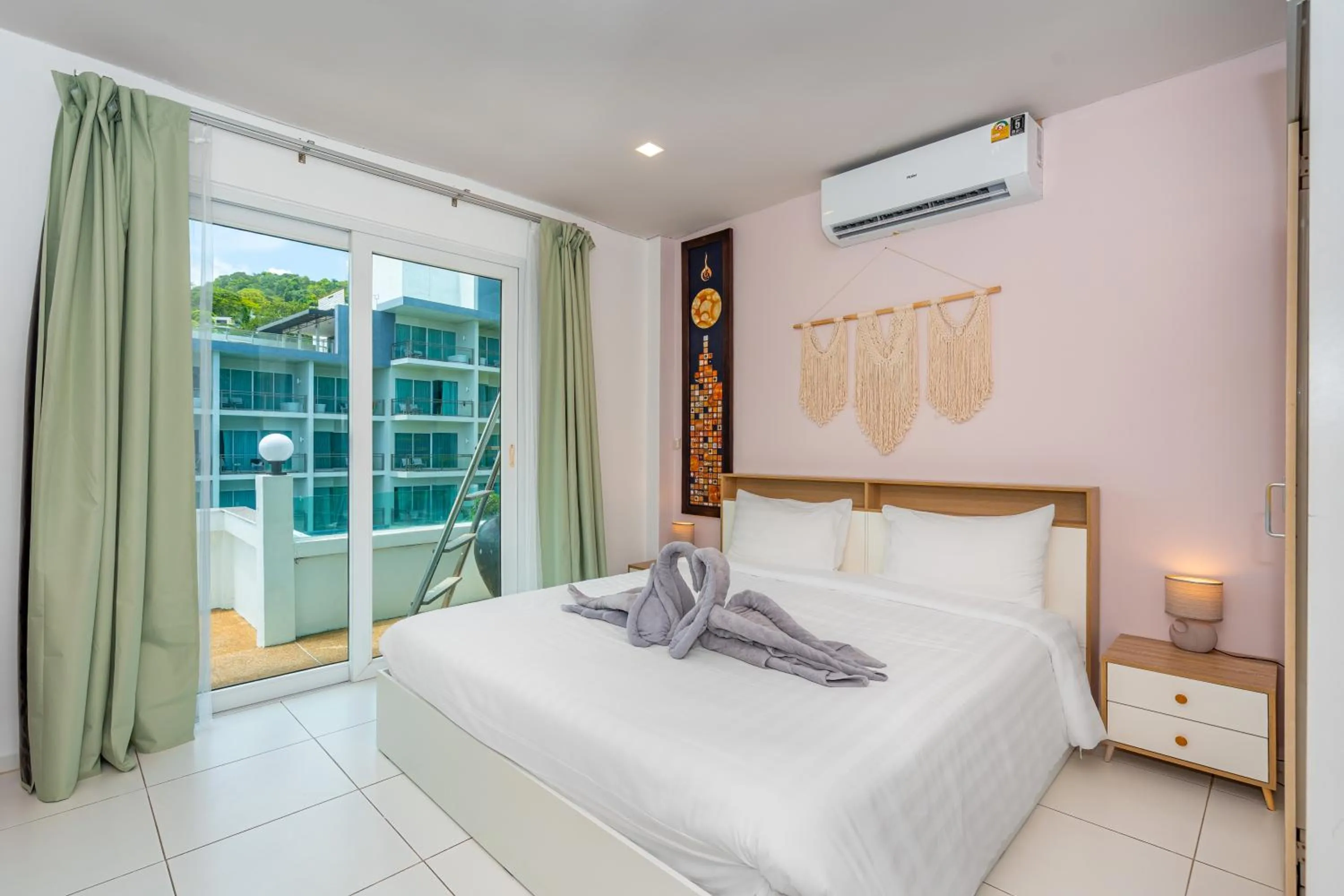 Bedroom, Bed in Kata Hill Sea View Hotel