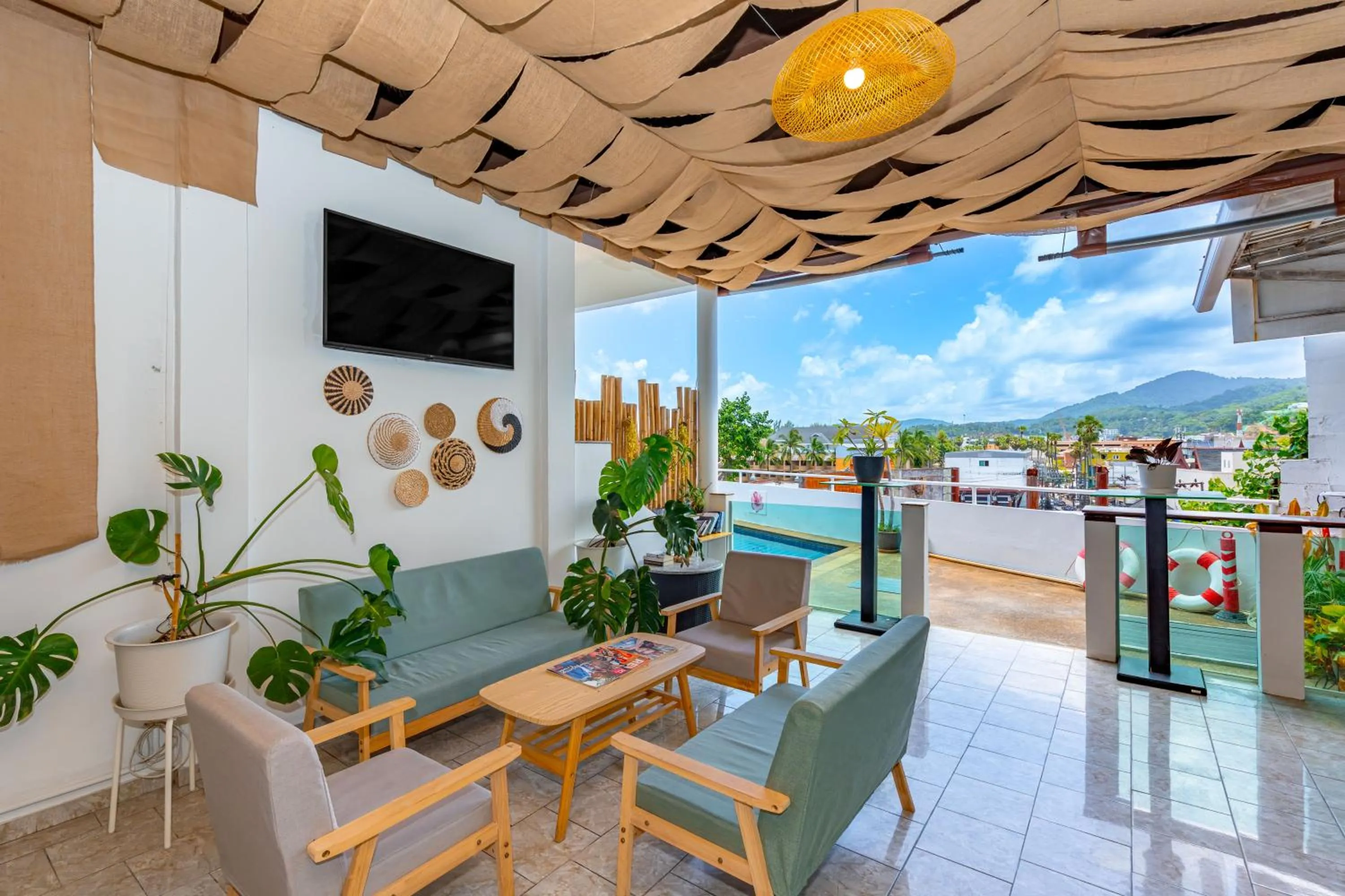 Patio in Kata Hill Sea View Hotel