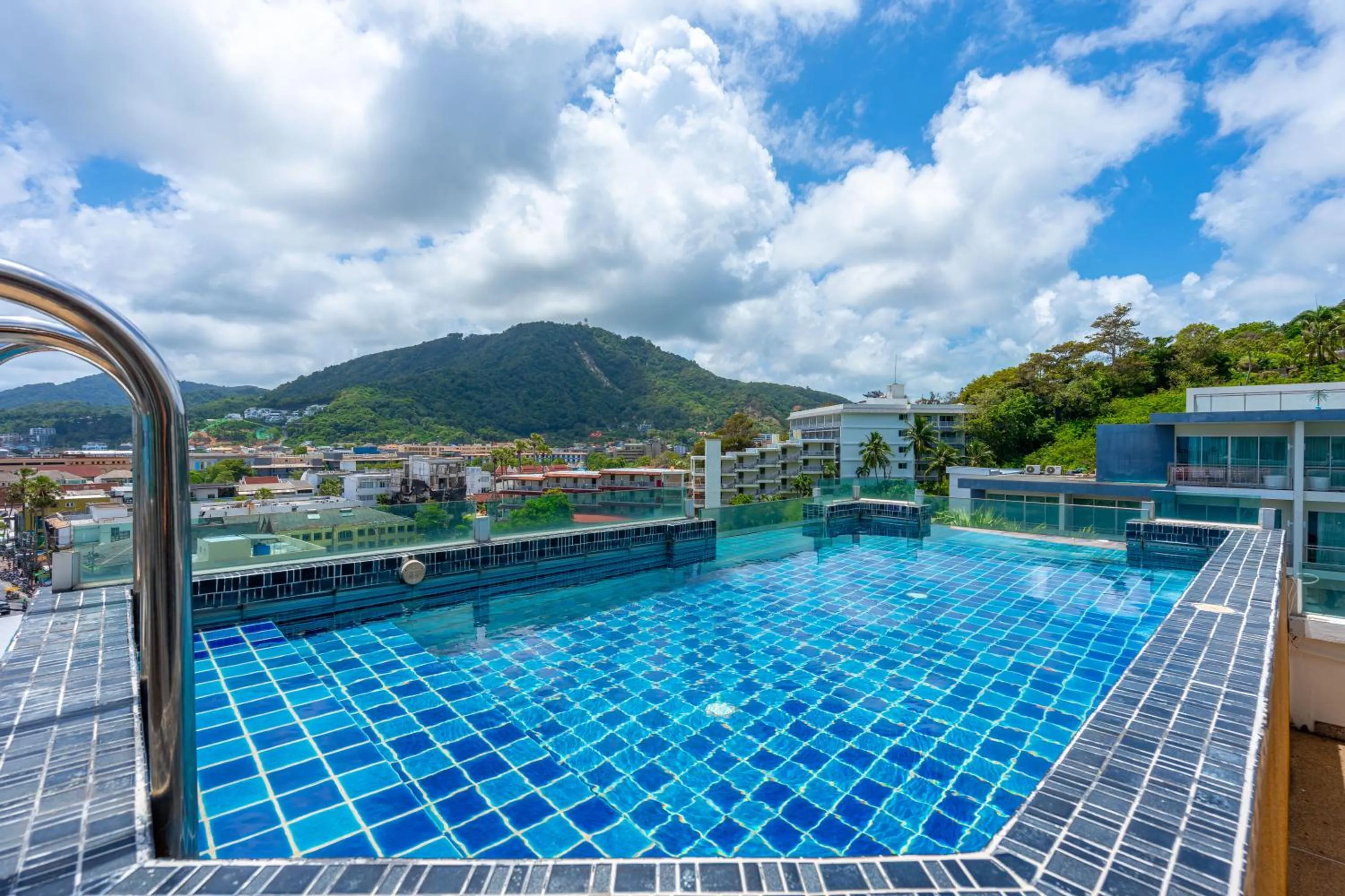 Swimming pool in Kata Hill Sea View Hotel