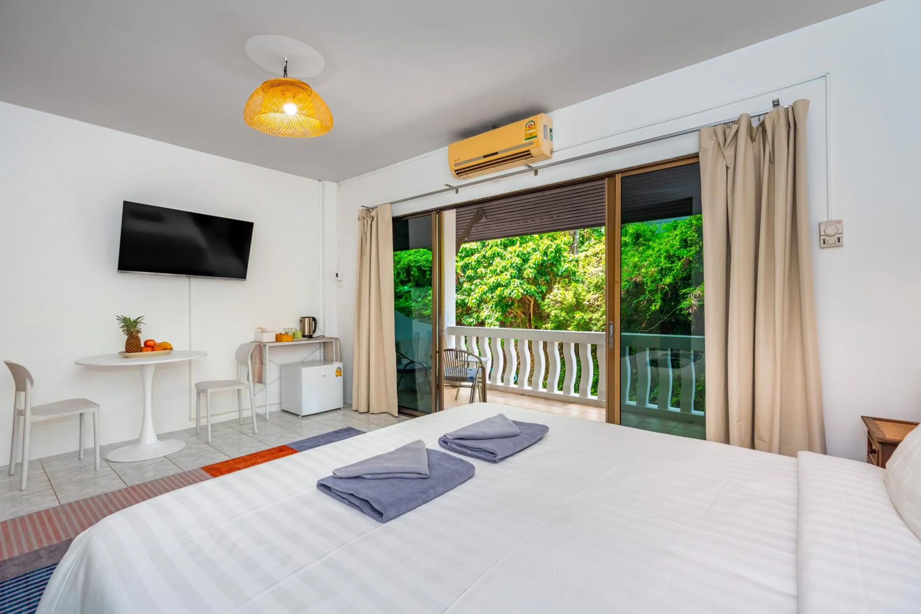 Bedroom, Bed in Kata Hill Sea View Hotel