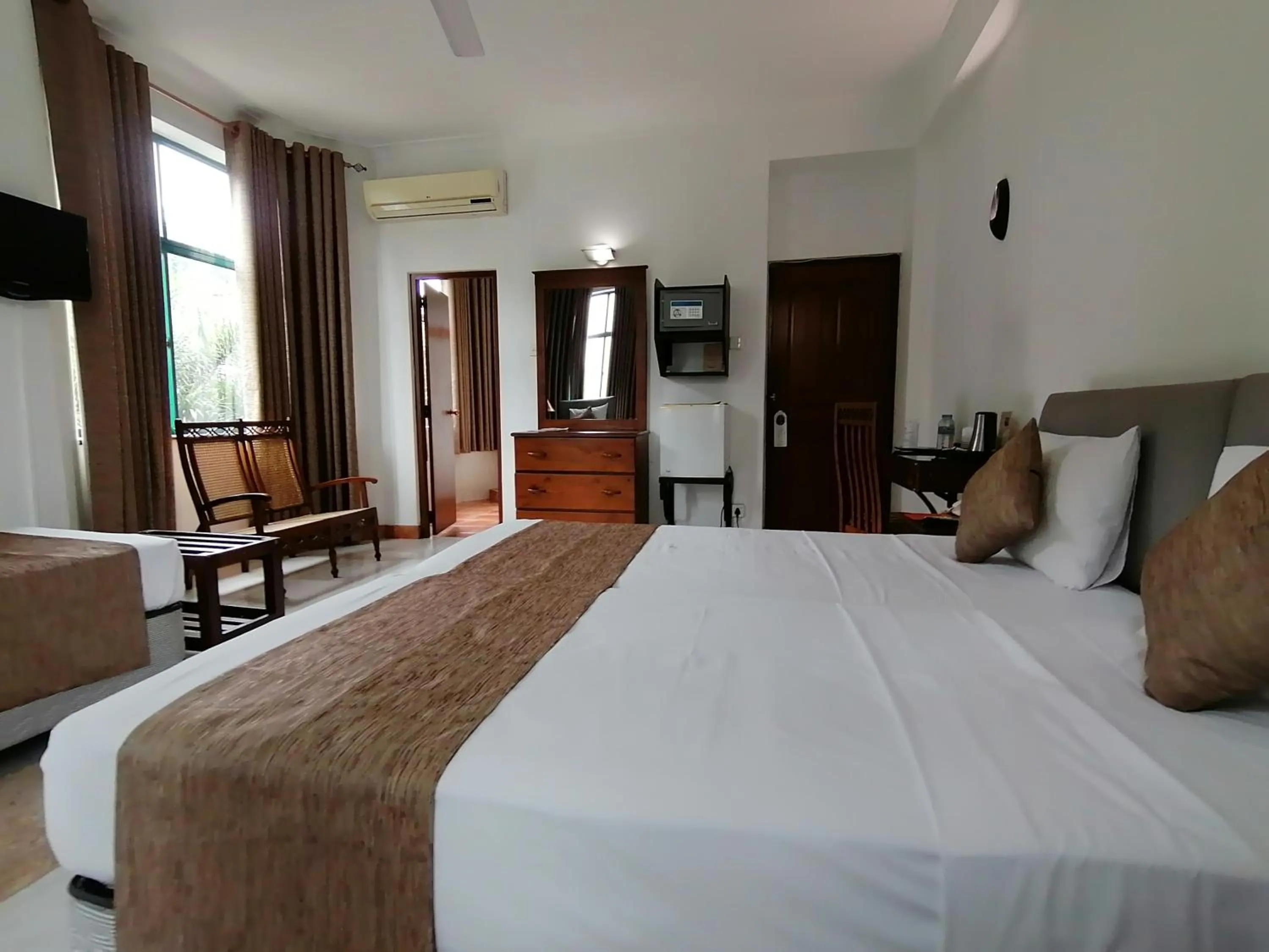 Bed in The Royal Mall