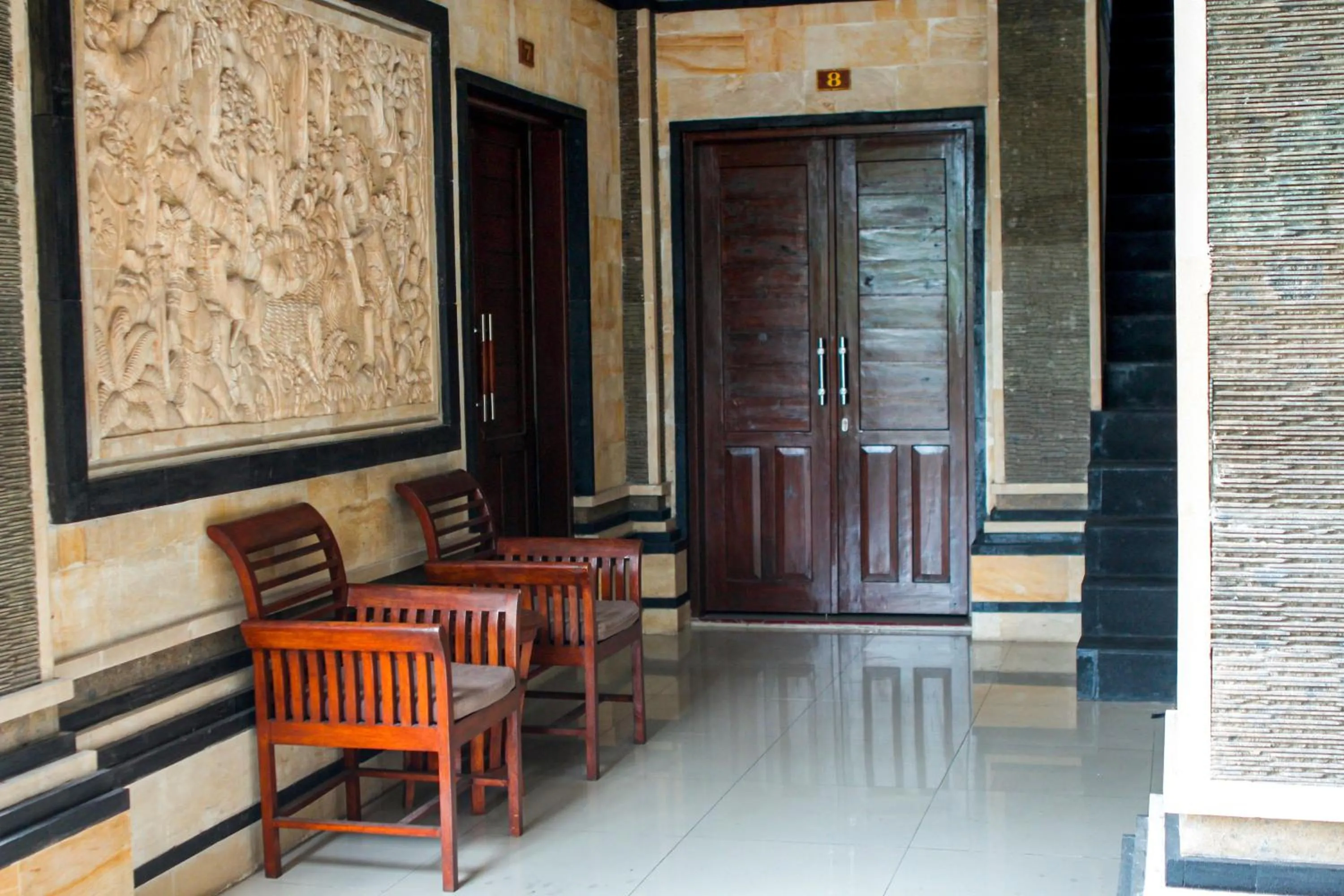 Balcony/Terrace in Putu Guest House 2