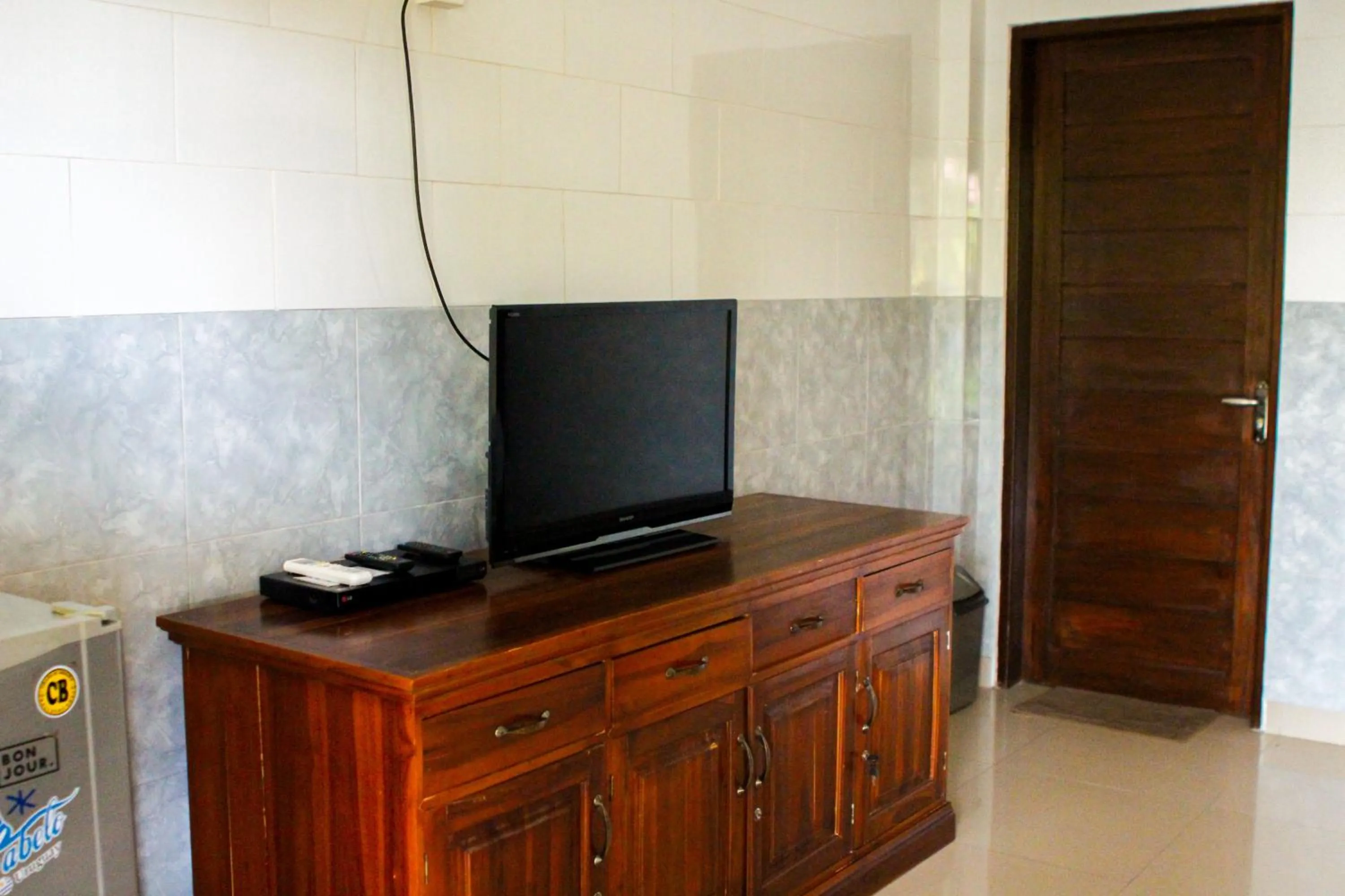 Area and facilities in Putu Guest House 2