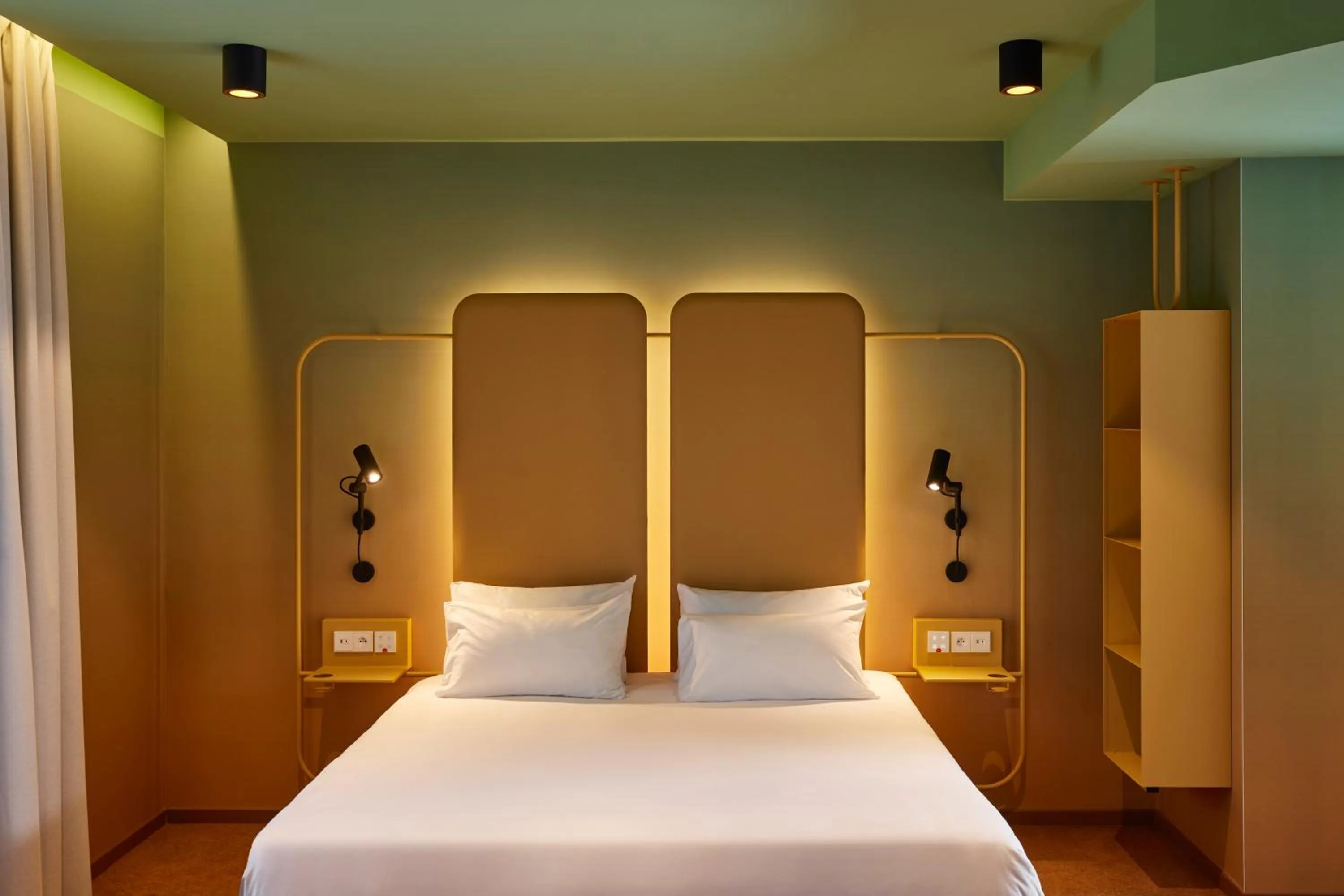 King Suite in You Hotel Deauville - Handwritten Collection