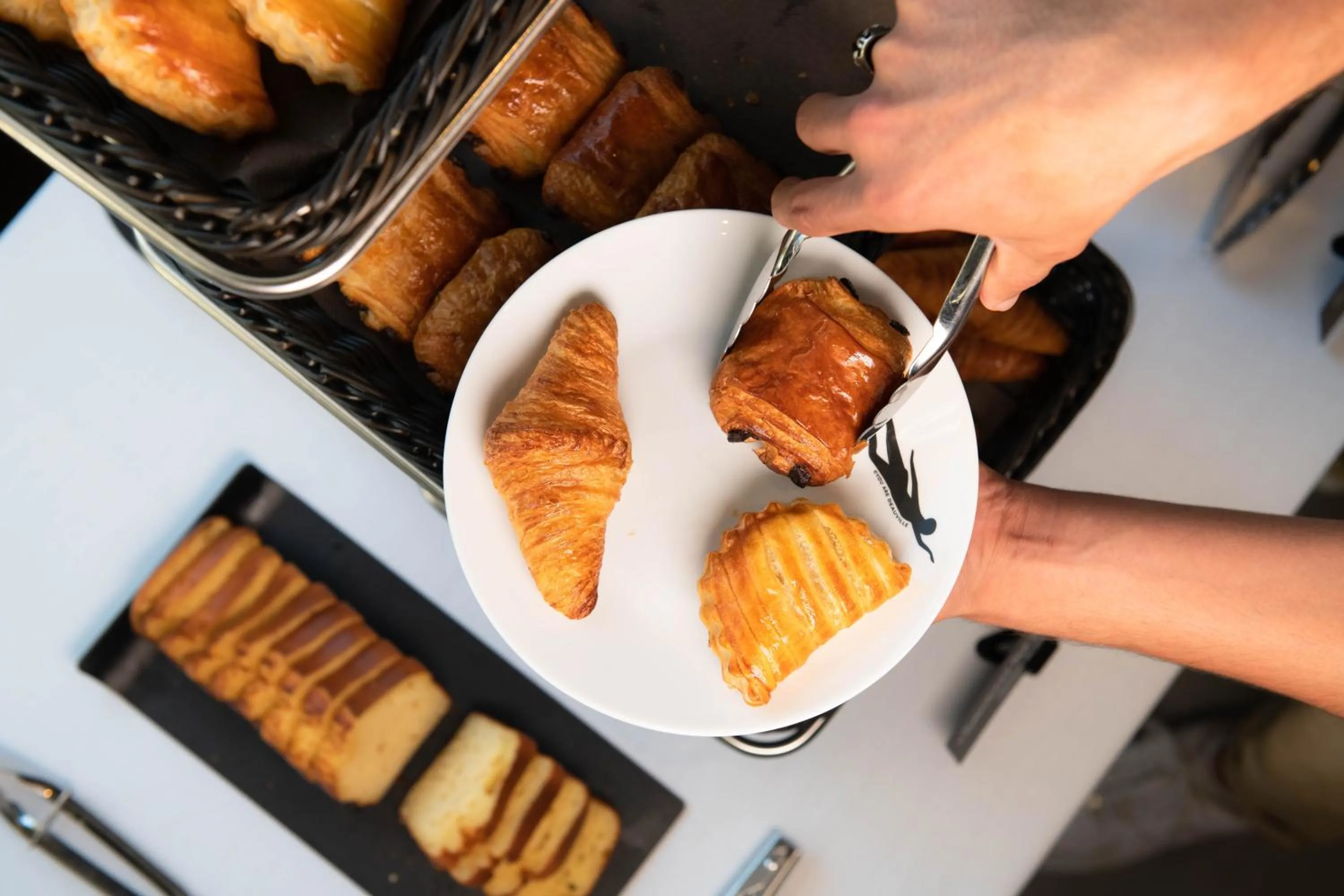 Food in You Hotel Deauville - Handwritten Collection