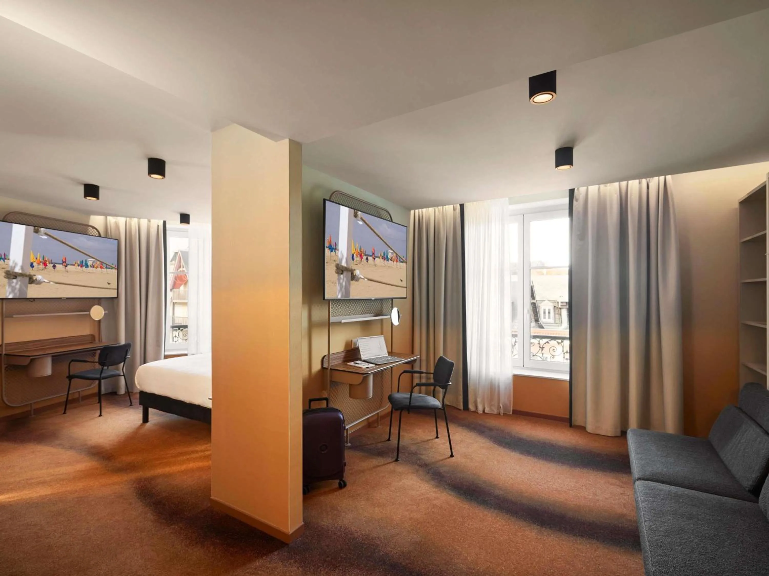 Bedroom, Bed in You Hotel Deauville - Handwritten Collection