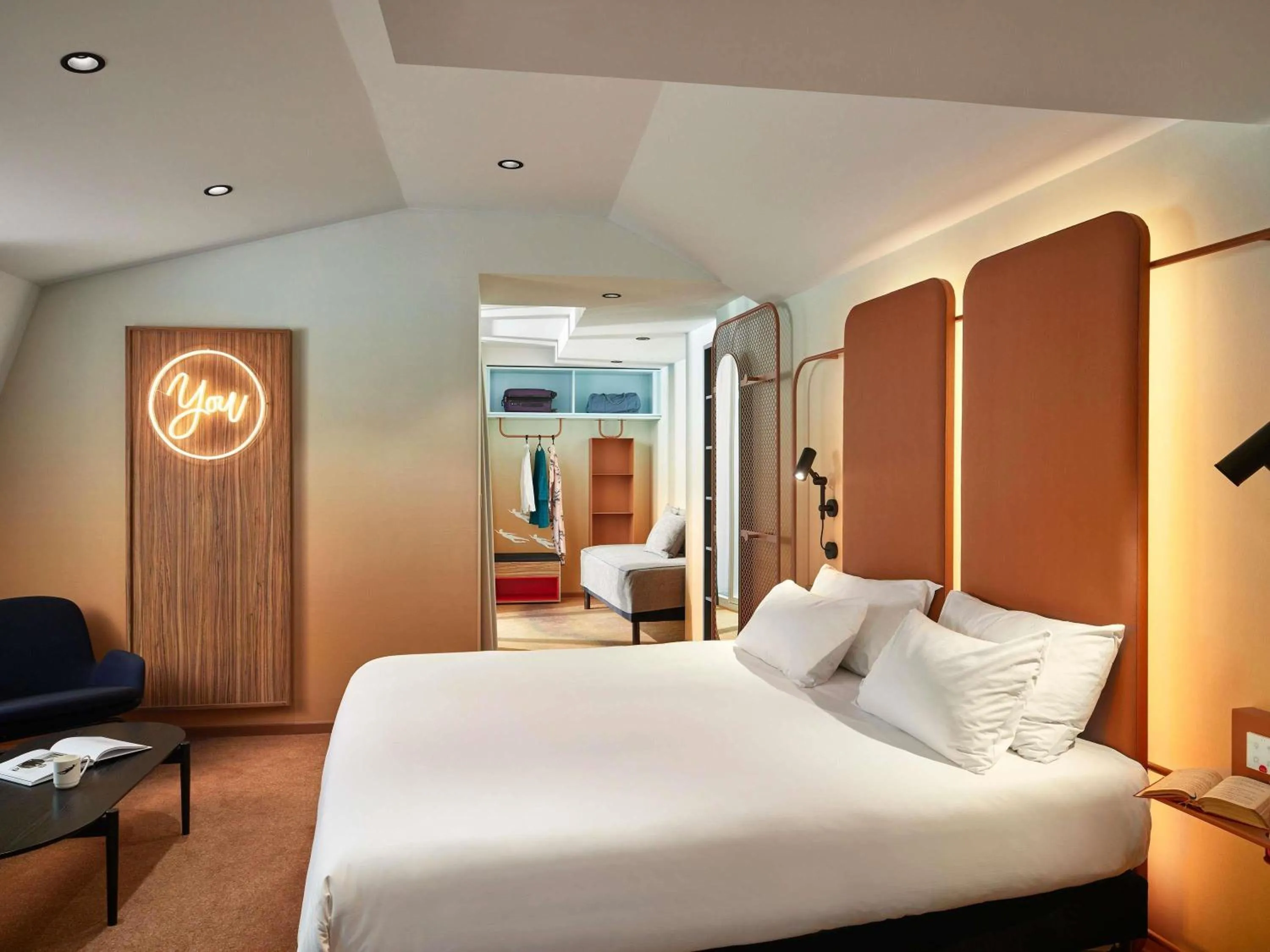 Bedroom, Bed in You Hotel Deauville - Handwritten Collection