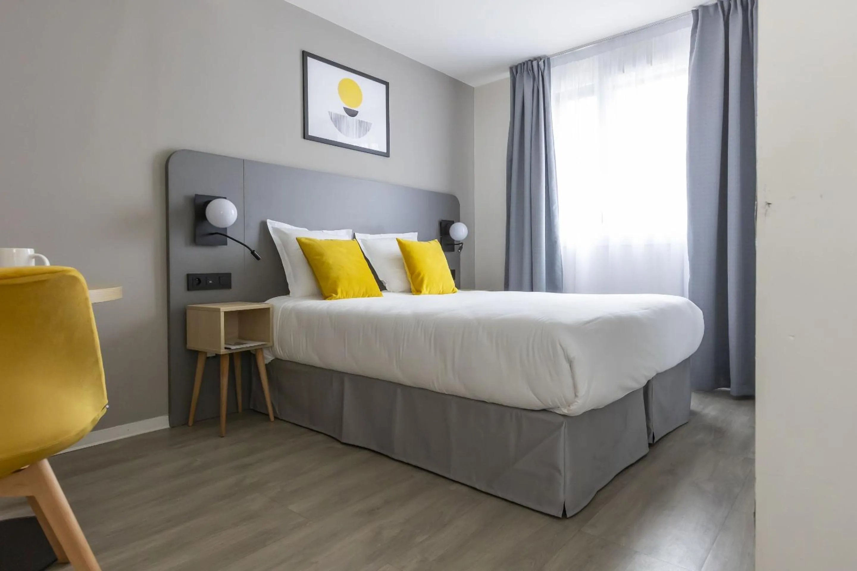 Bedroom, Bed in Appart Hotel Odalys City Strasbourg Green Marsh