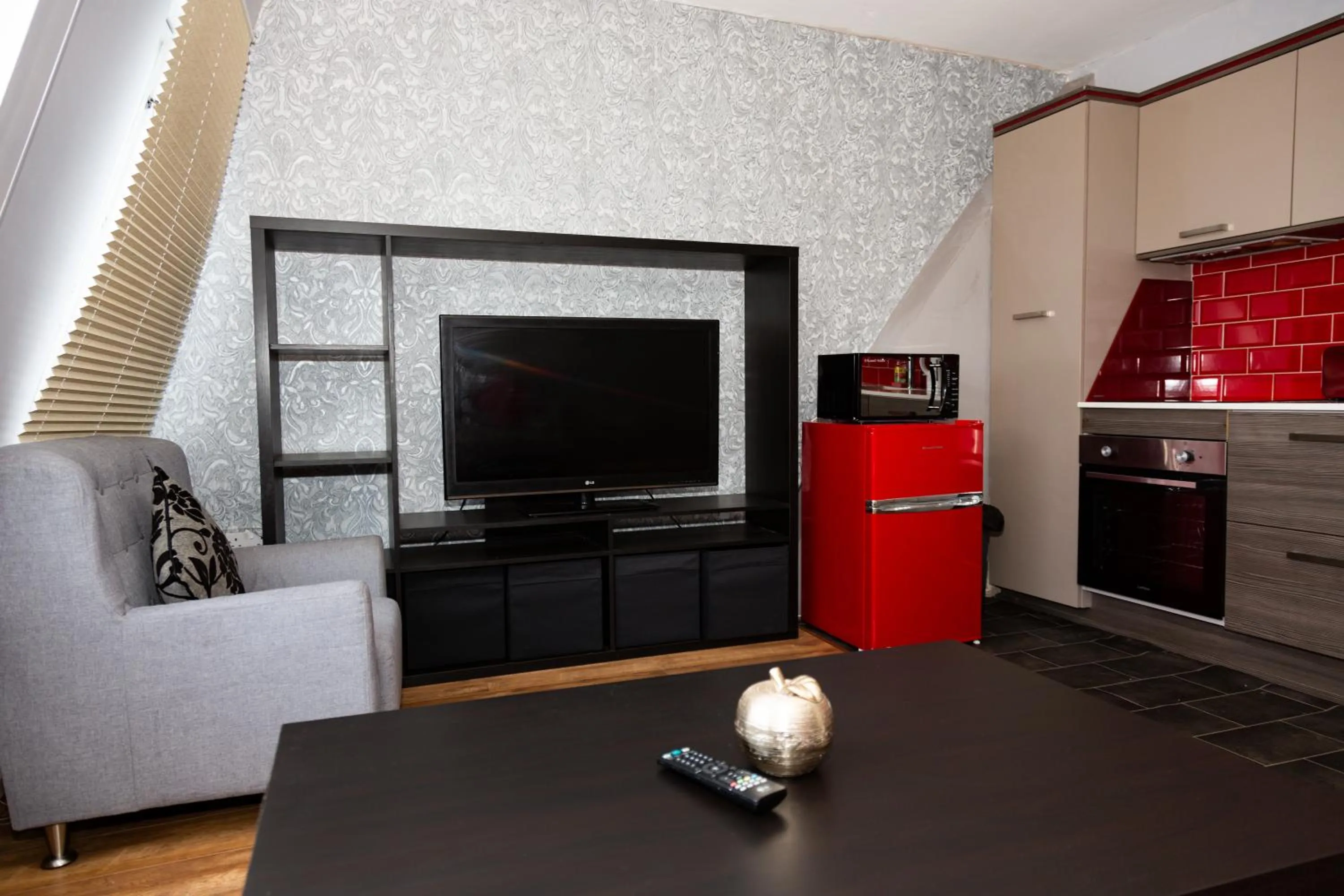 Kitchen or kitchenette in Tyne Apartments