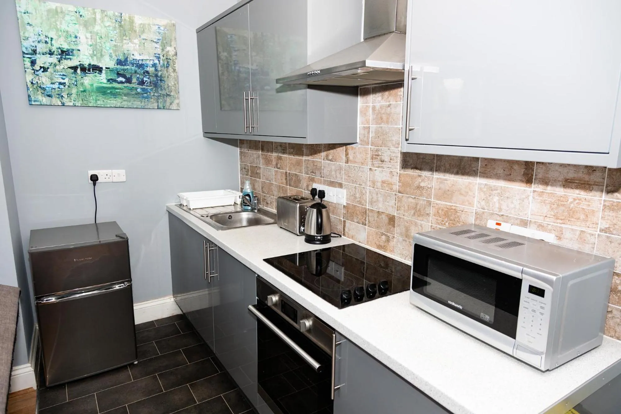 Kitchen or kitchenette in Tyne Apartments