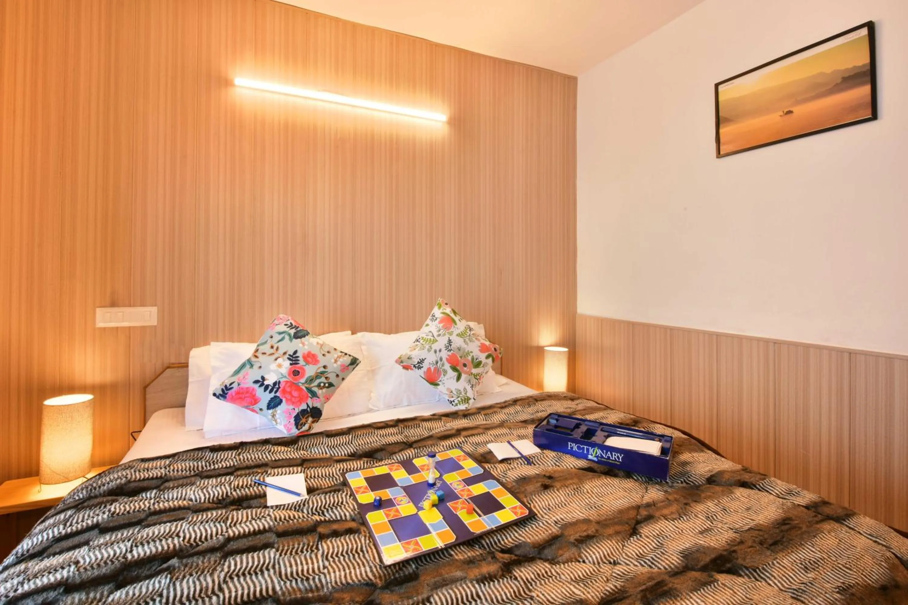 Bed in Zostel Rajgundha