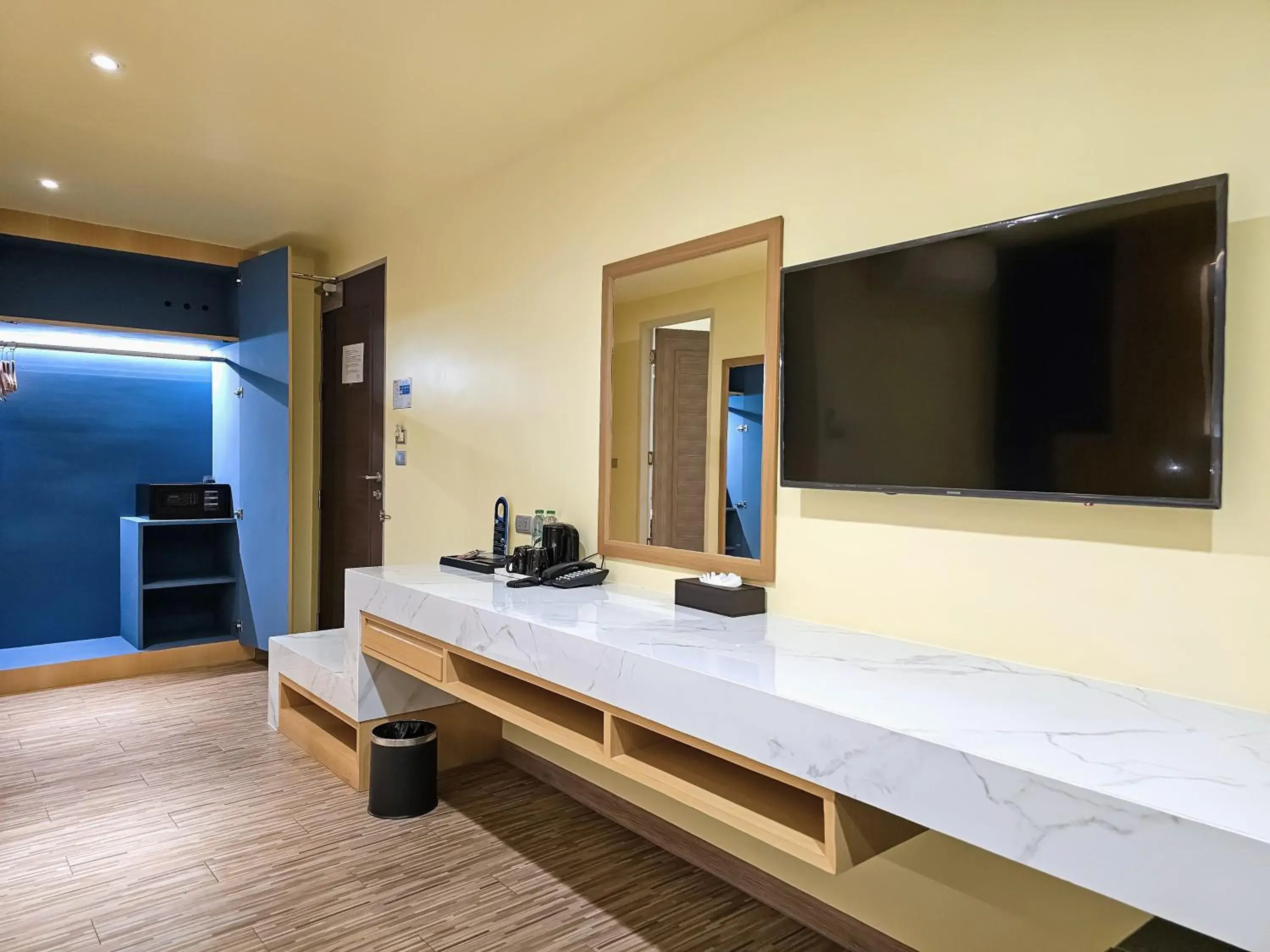 Superior Double Room in Dome Kata Resort Superior Double Room in Dome Kata Resort